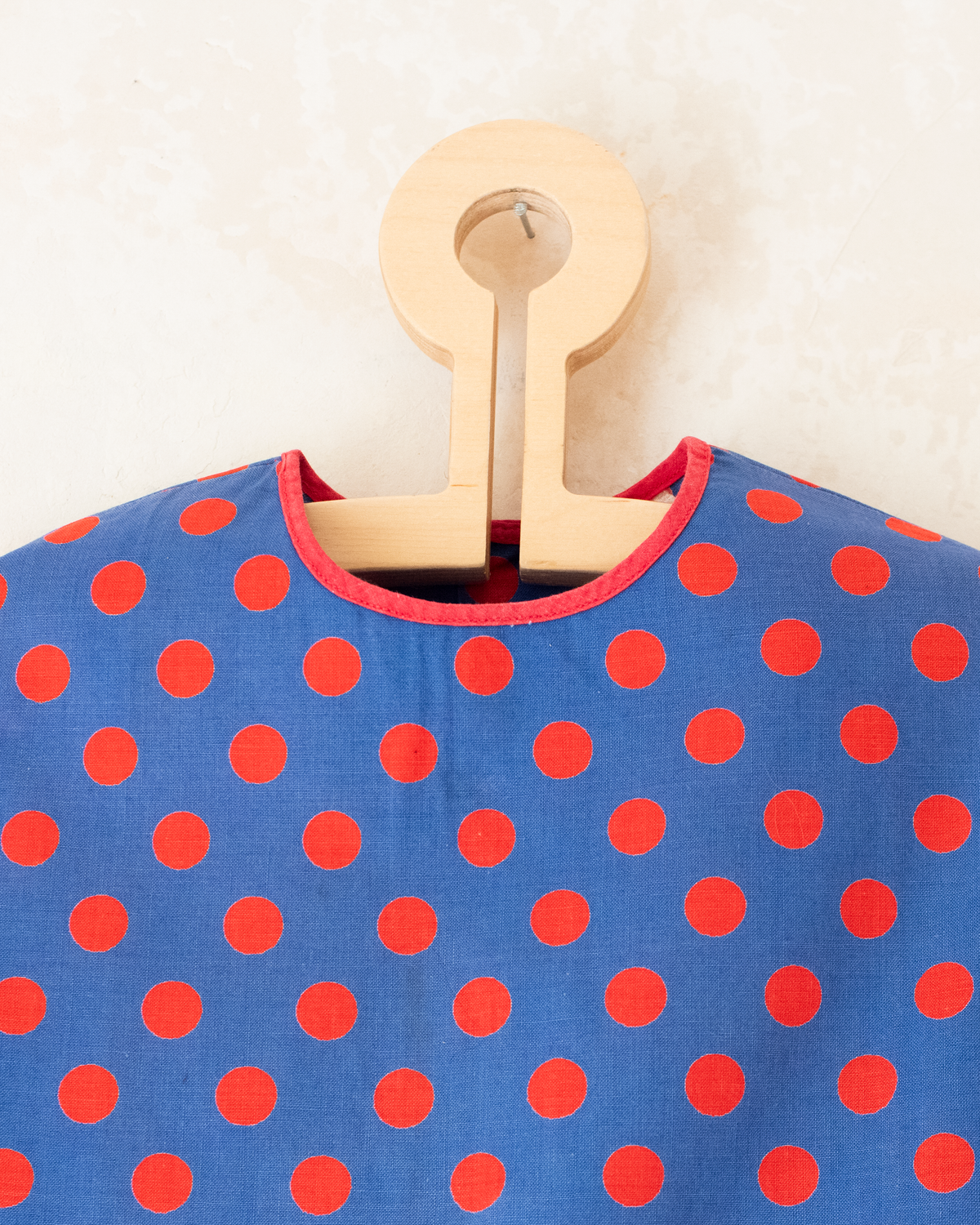 Blue dress with red dots | 3-4 years