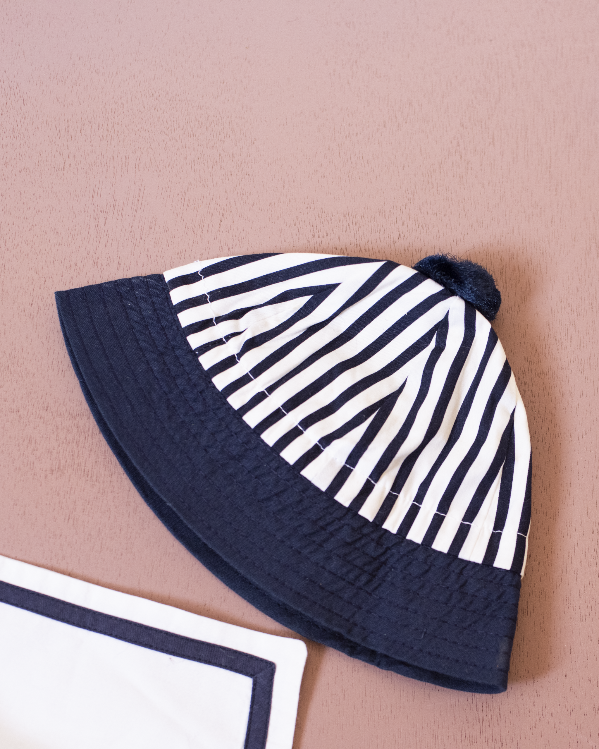 אוברול ימאים עם כובע תואם | 3-6 חודשים