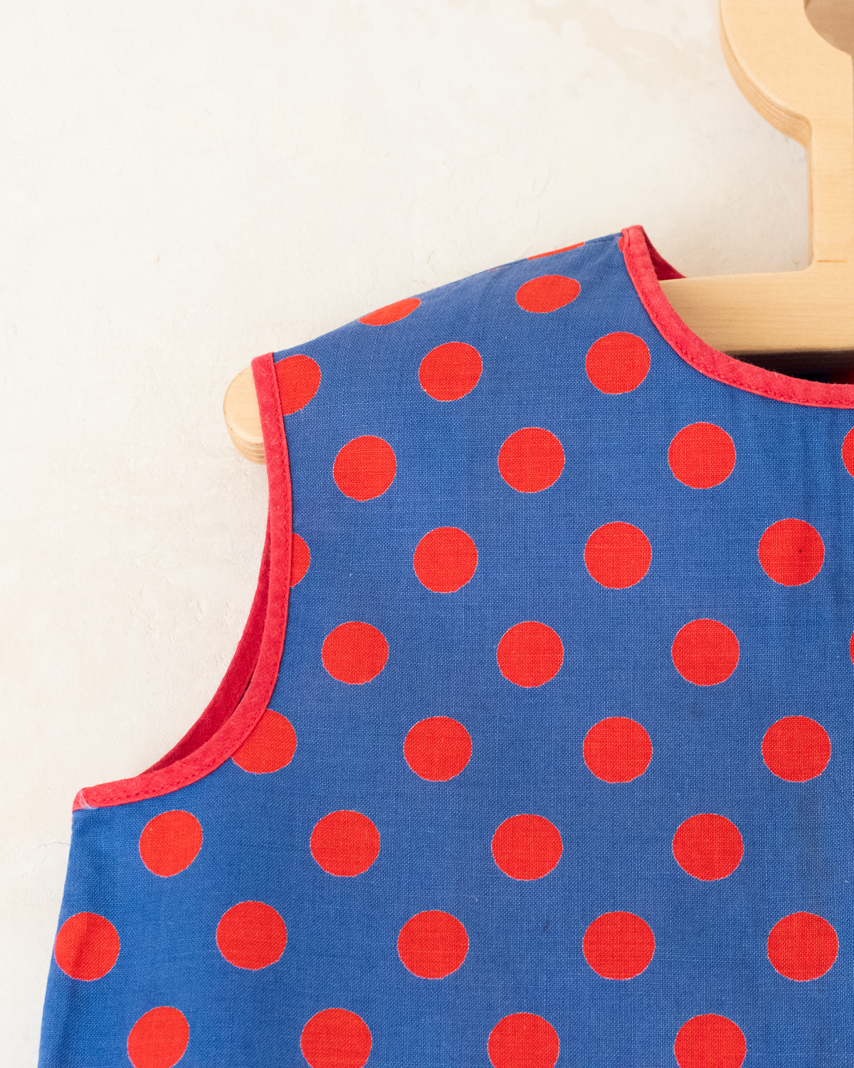 Blue dress with red dots | 3-4 years