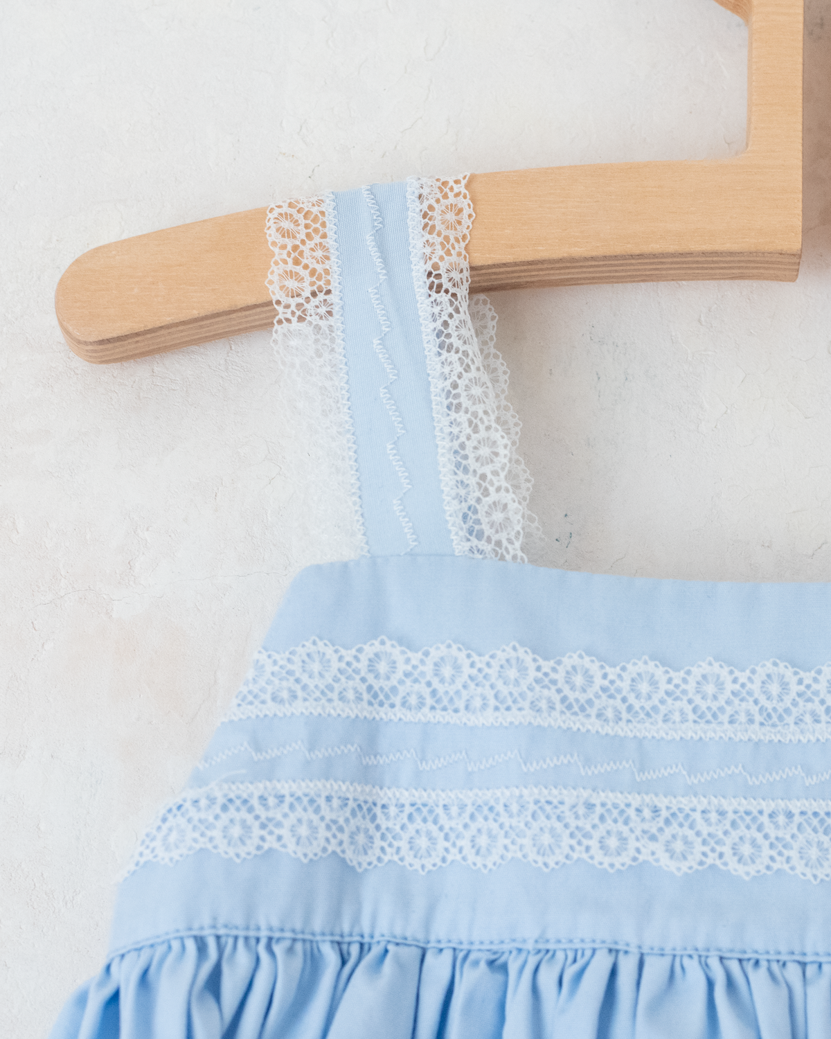 Light blue dress with lace from the 50s | 6-9 months