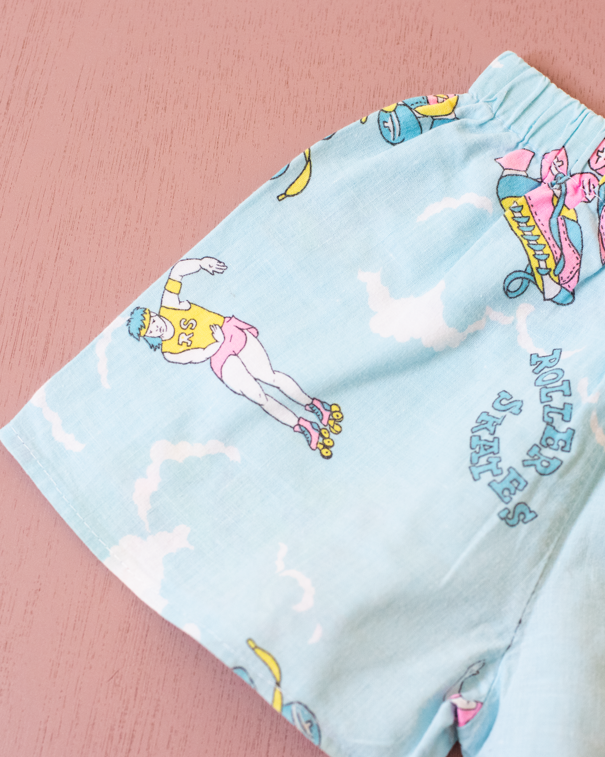 Shorts with roller skates | 12-18 months