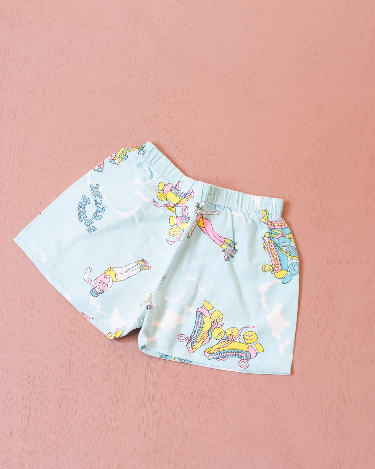 Shorts with roller skates | 12-18 months