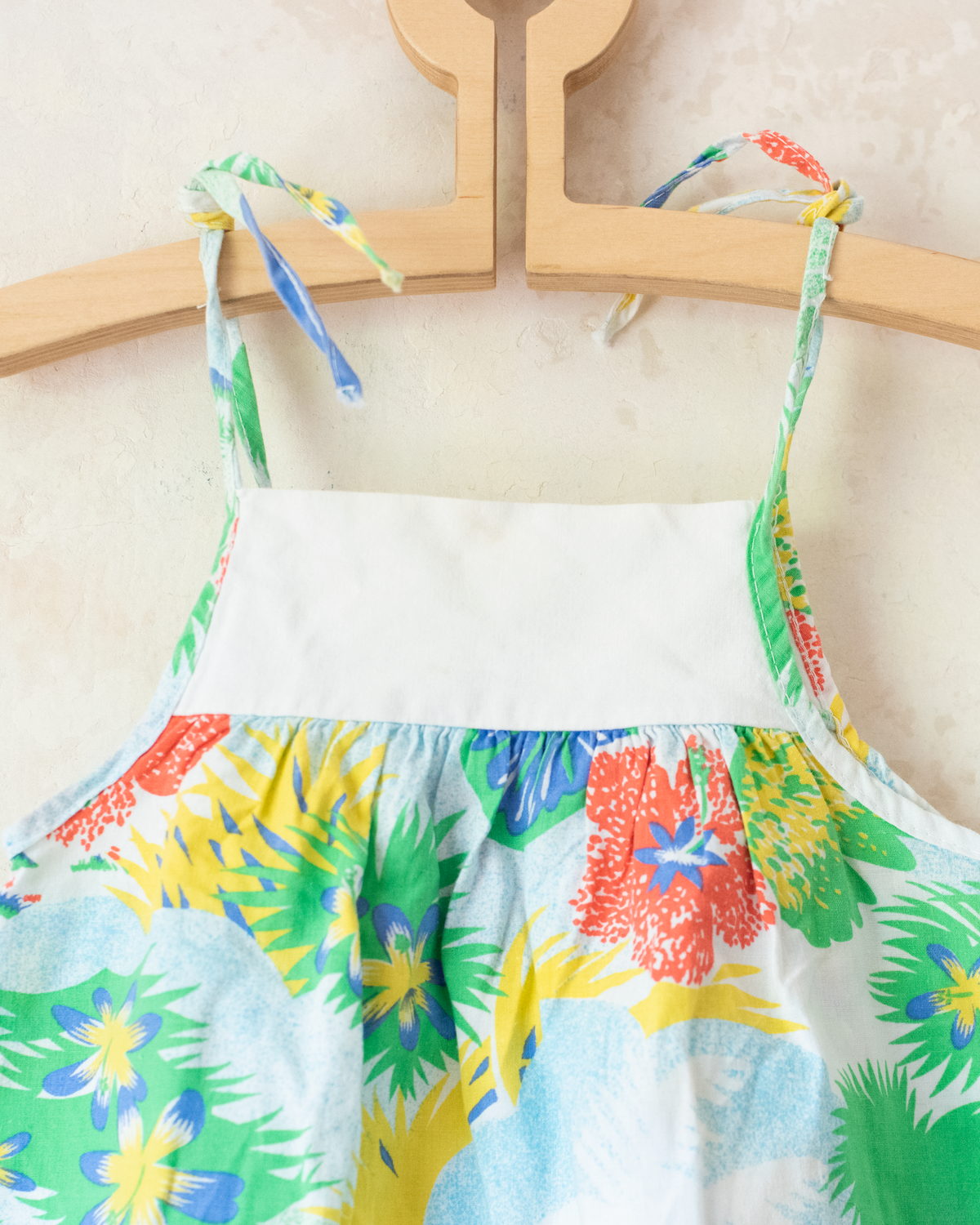 Tropical dress with thin tie straps | 12-18 months