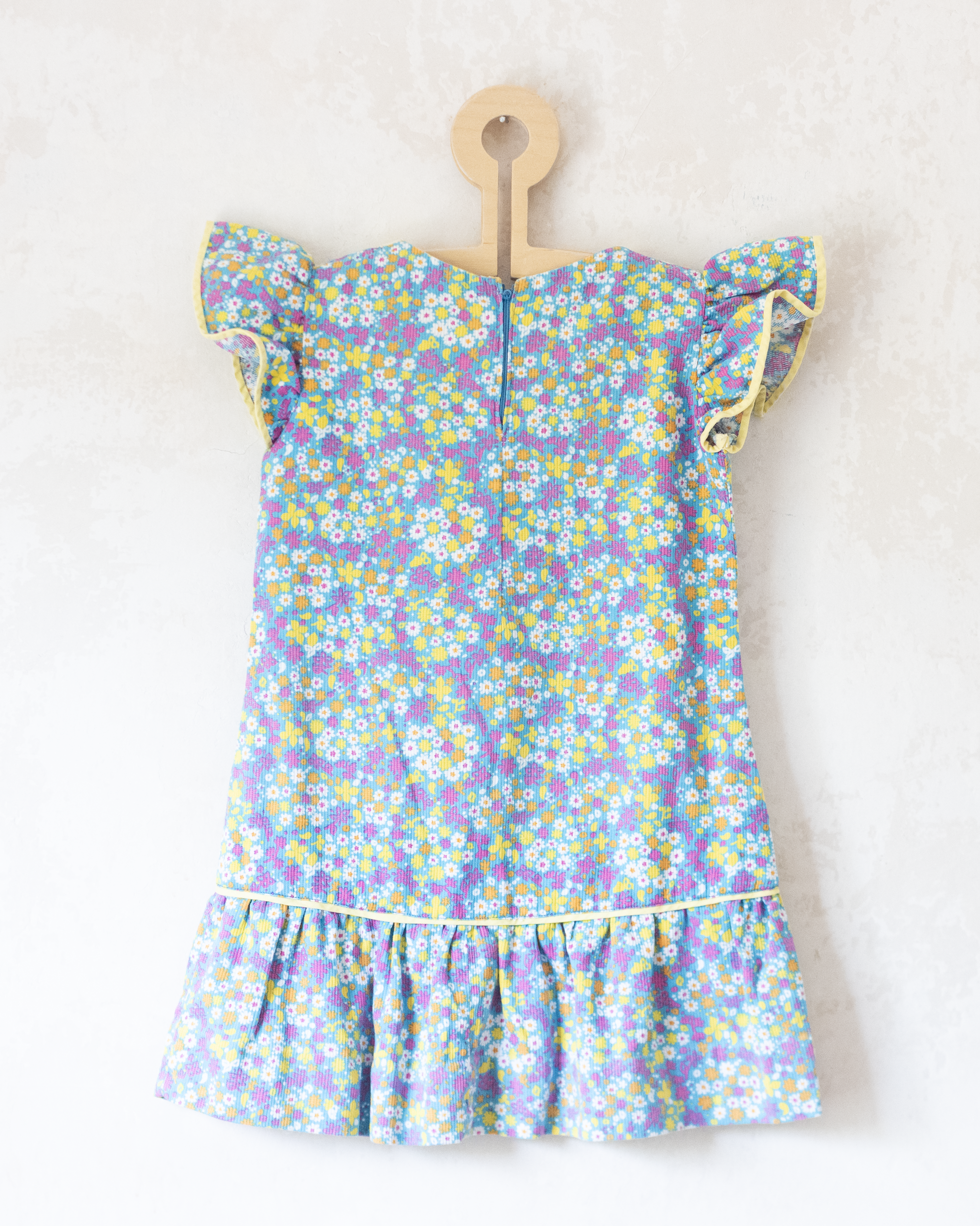 שמלה פרחונית עם כתפיות מלמלה | 2-3 שנים