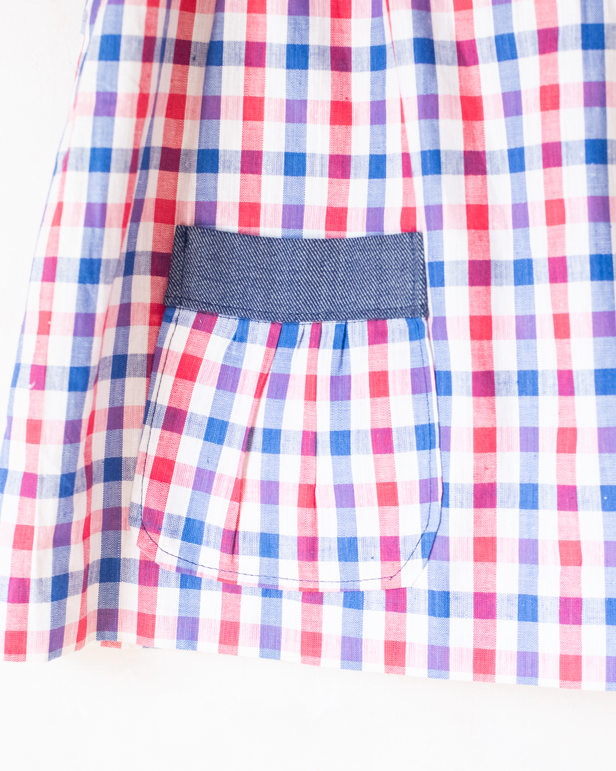 Wide, checkered short shirt | French deadstock from the 70s | 11-13 years