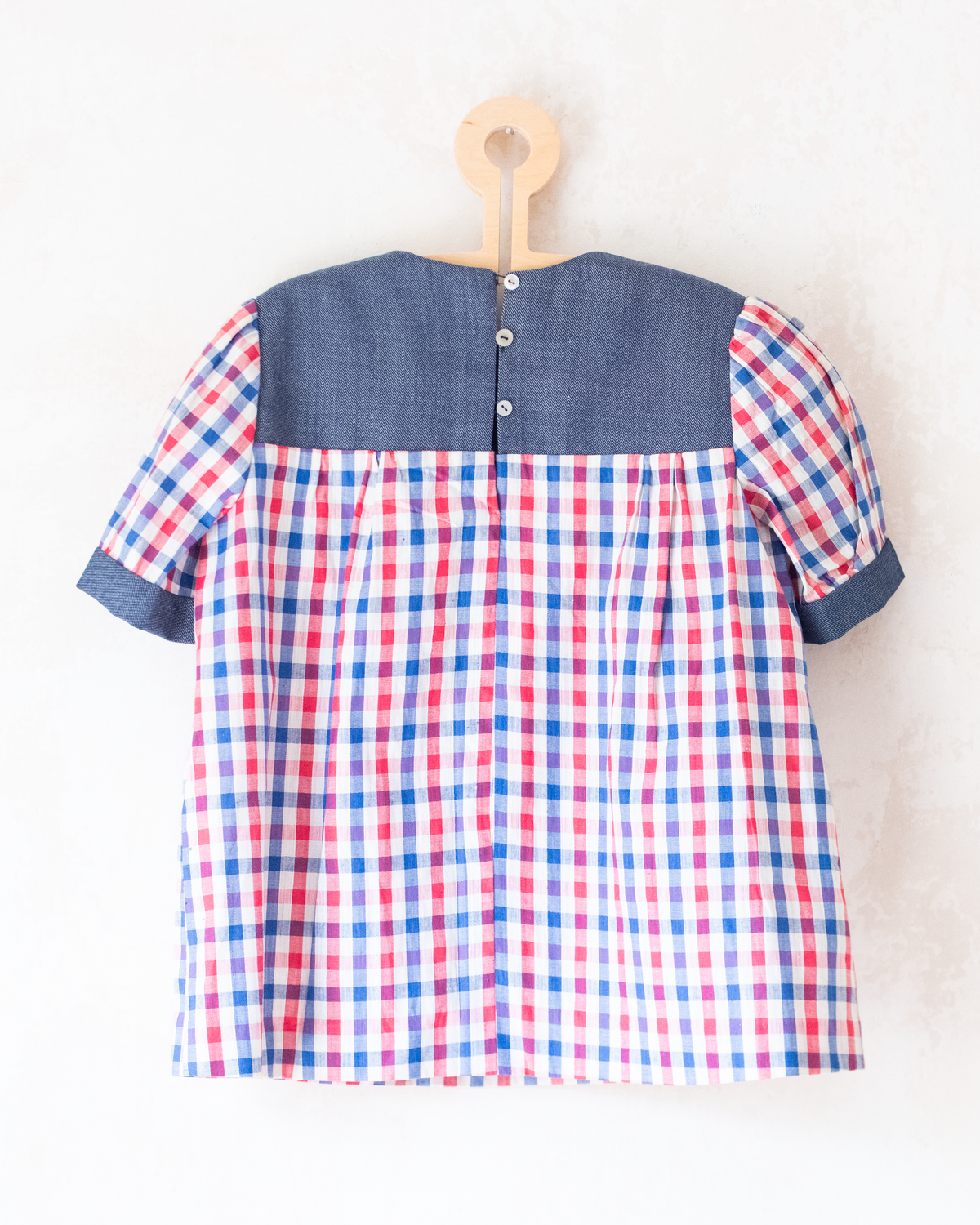 Wide, checkered short shirt | French deadstock from the 70s | 11-13 years