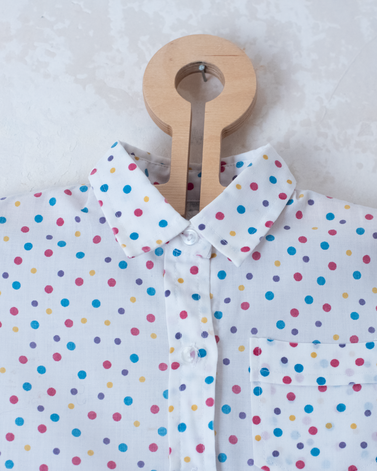Short button-down shirt with dots | 6-9 months