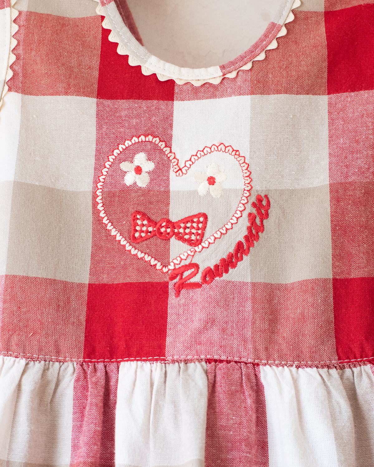 Checked dress with embroidered heart | 3-4 years