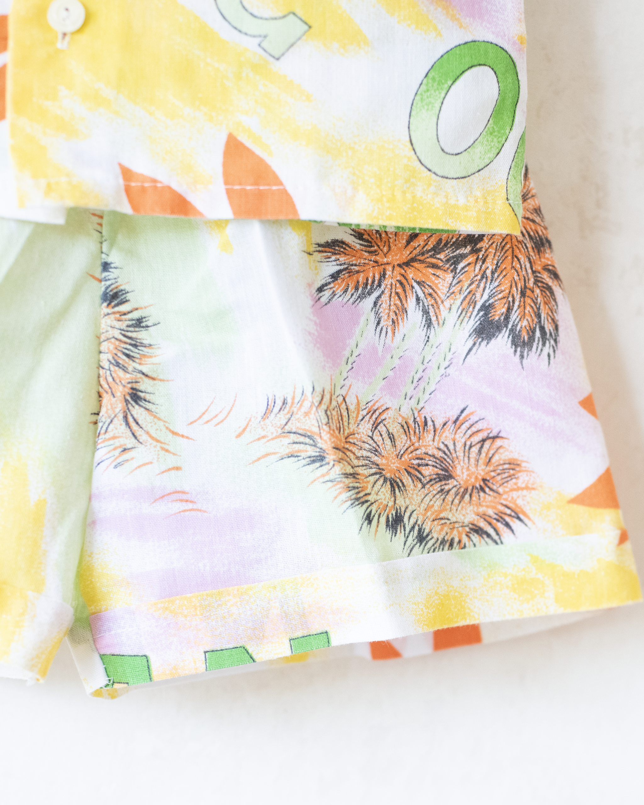 סט טרופי מכופתרת ומכנסיים | 3-4 שנים