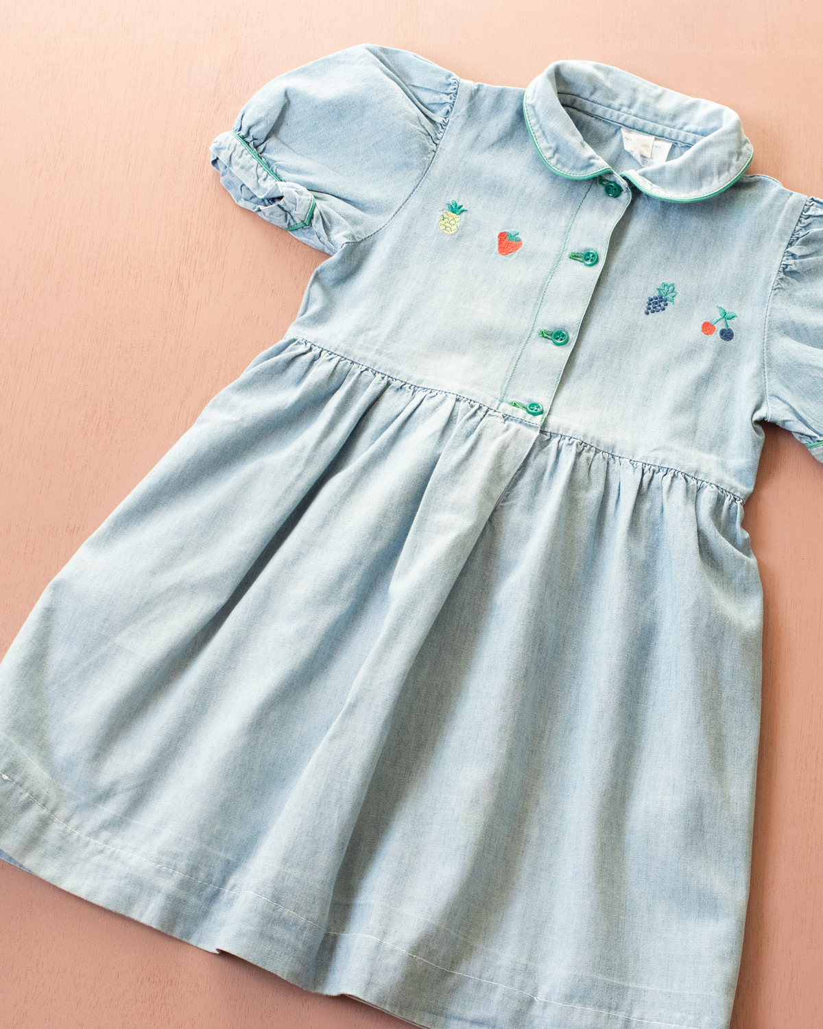 Denim dress with embroidered fruit | 3-4 years