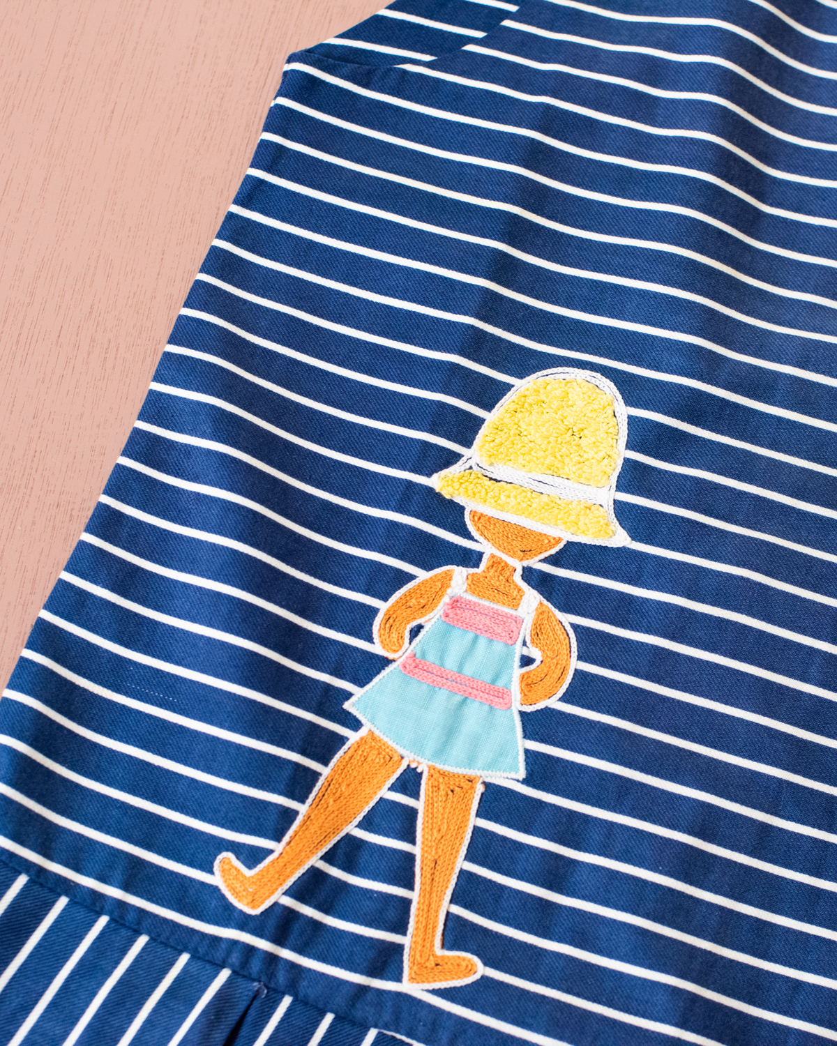 Blue set from the sixties with stripes and a girl with a hat embroidery | 7-8 years