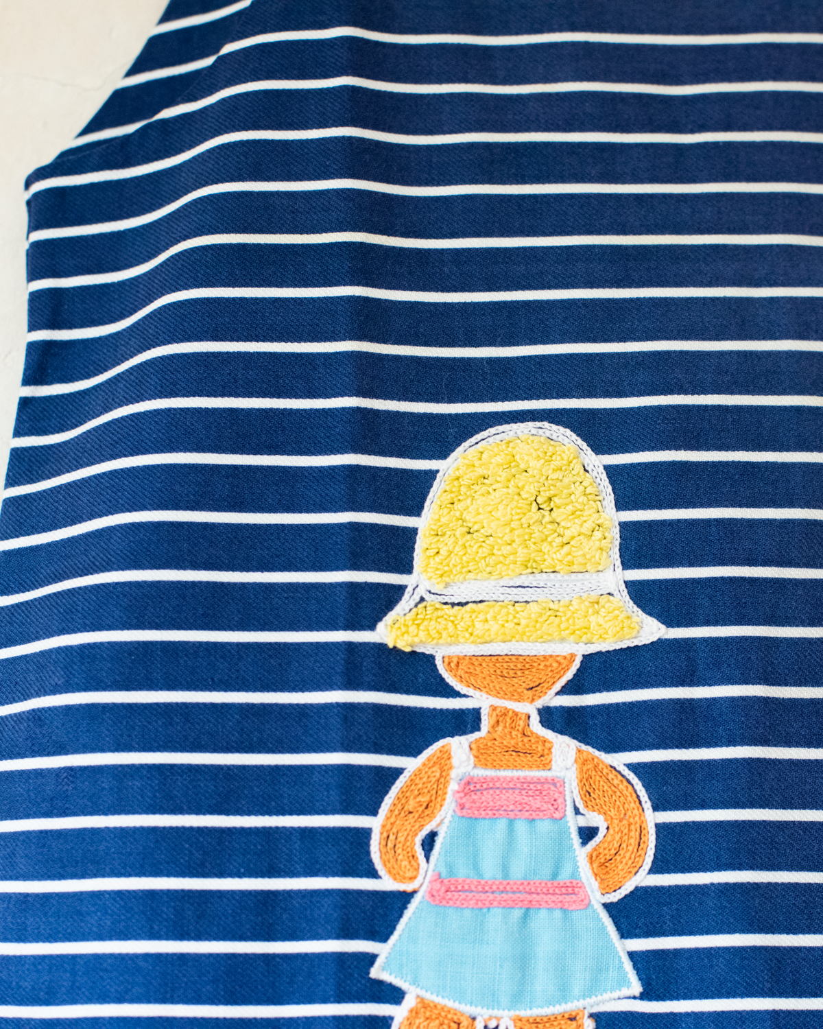 Blue set from the sixties with stripes and a girl with a hat embroidery | 7-8 years