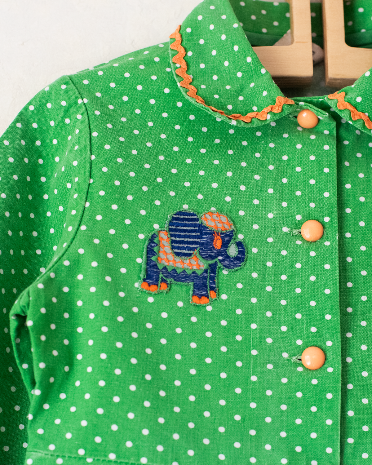 Green polka dot tunic with embroidered elephant | 4-5 years