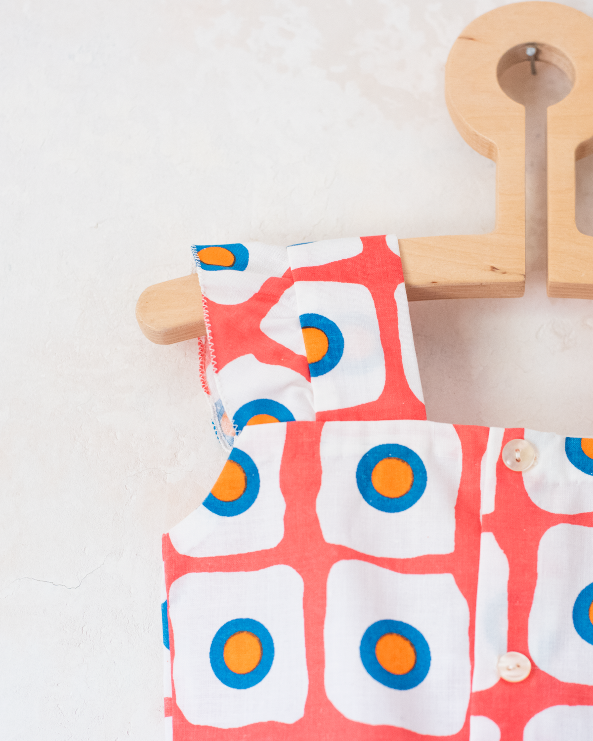 Colorful tank top | French deadstock from the seventies | 2-3 years
