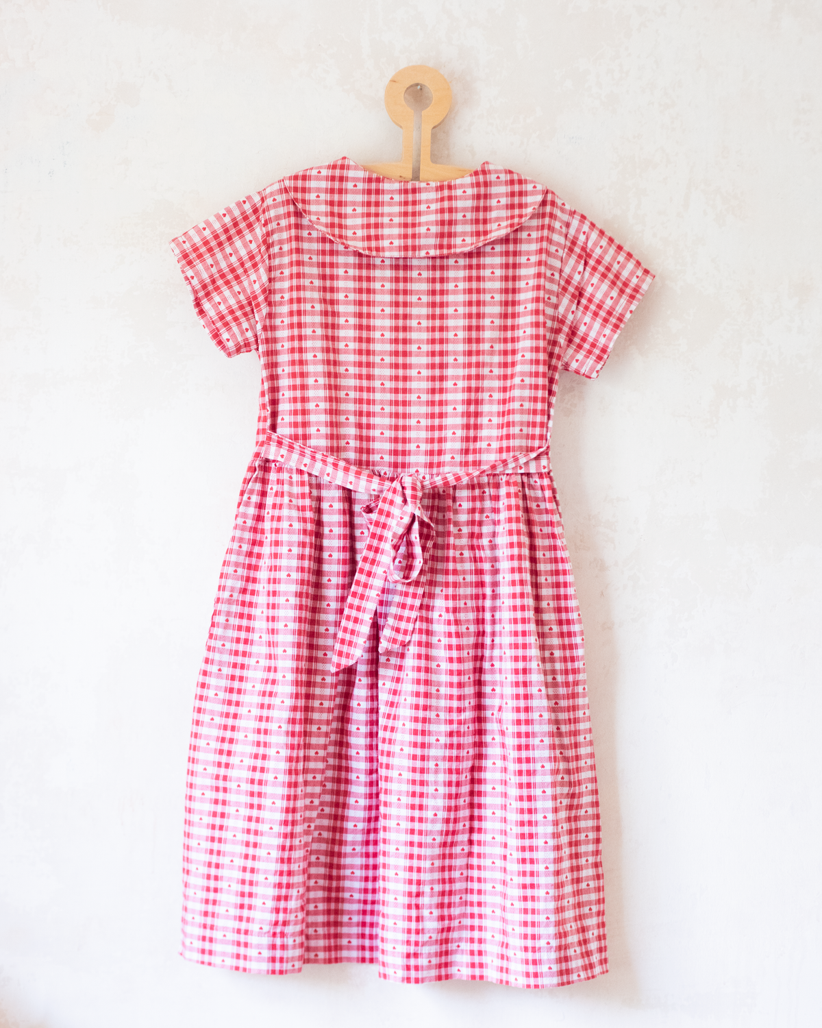 Plaid dress with hearts and a sailor collar | 9-10 years