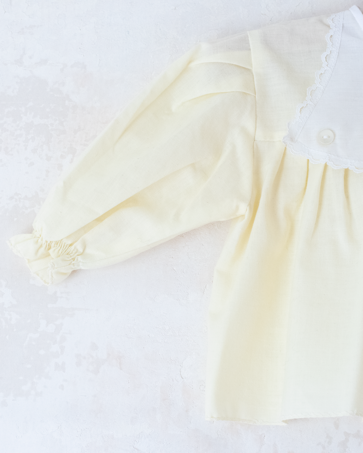 Yellow shirt with embroidered ducks | 3-6 months