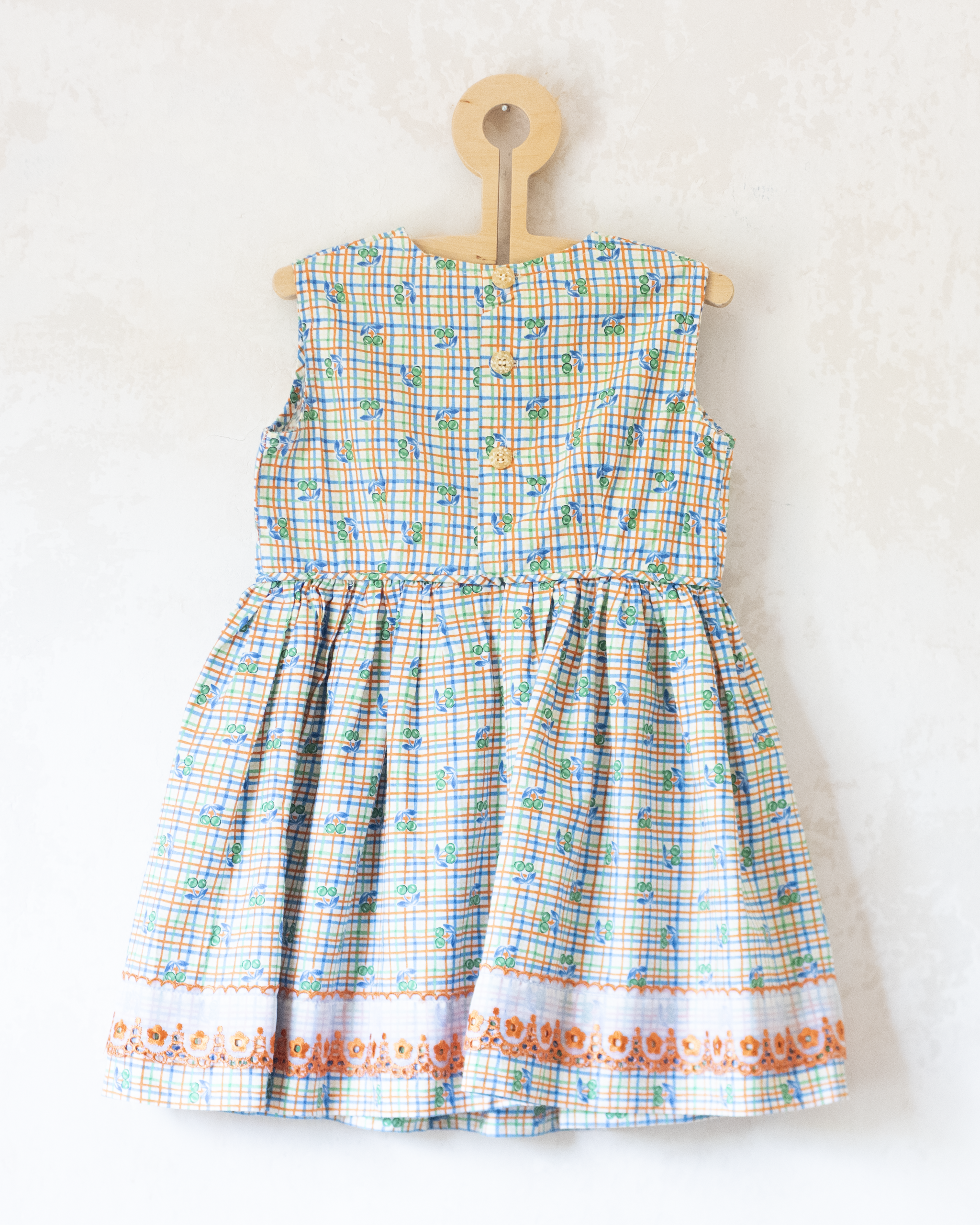 שמלה משובצת עם דובדבנים | 3-4 שנים