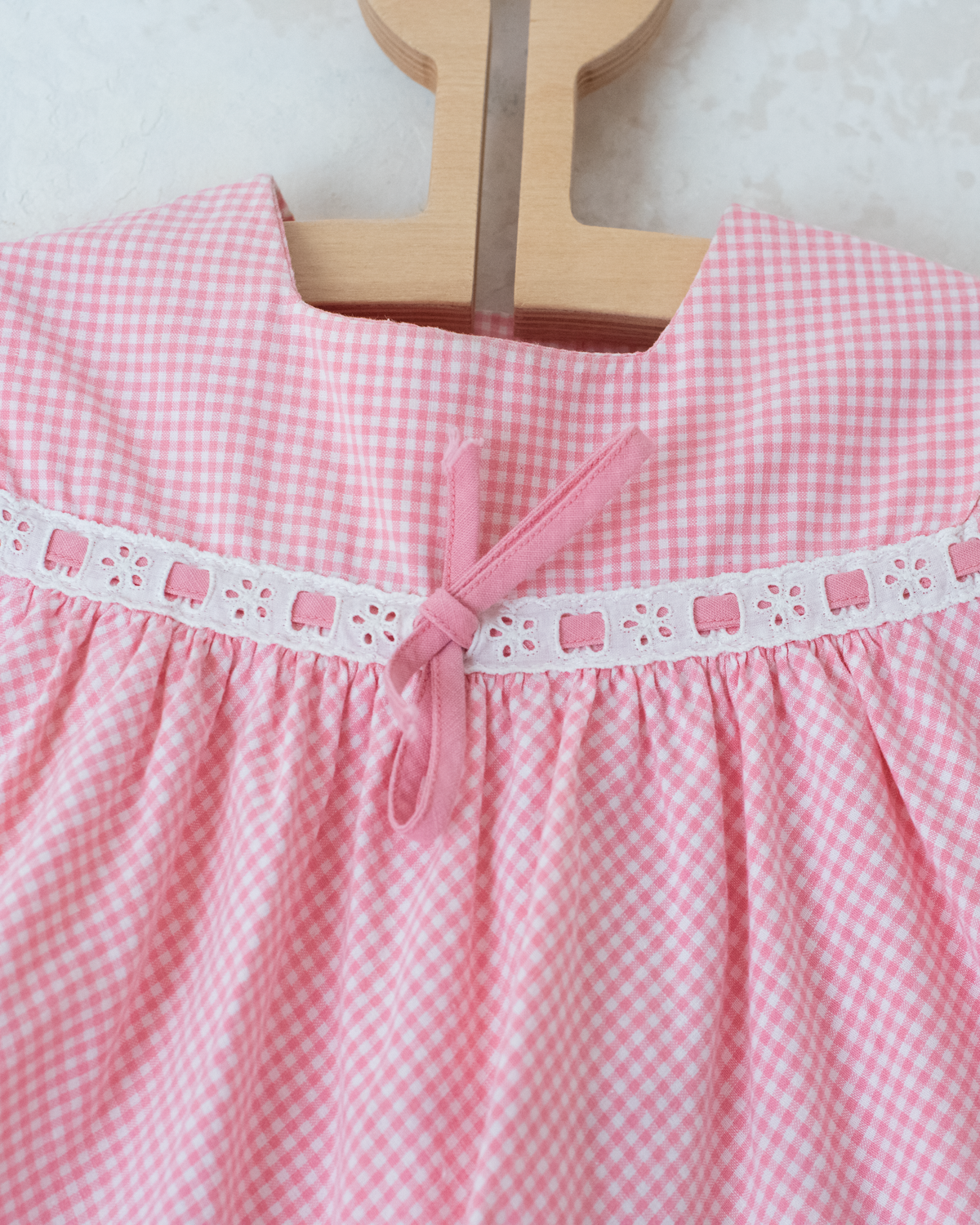 Plaid tunic with girl and embroidered ducks | 6-9 months