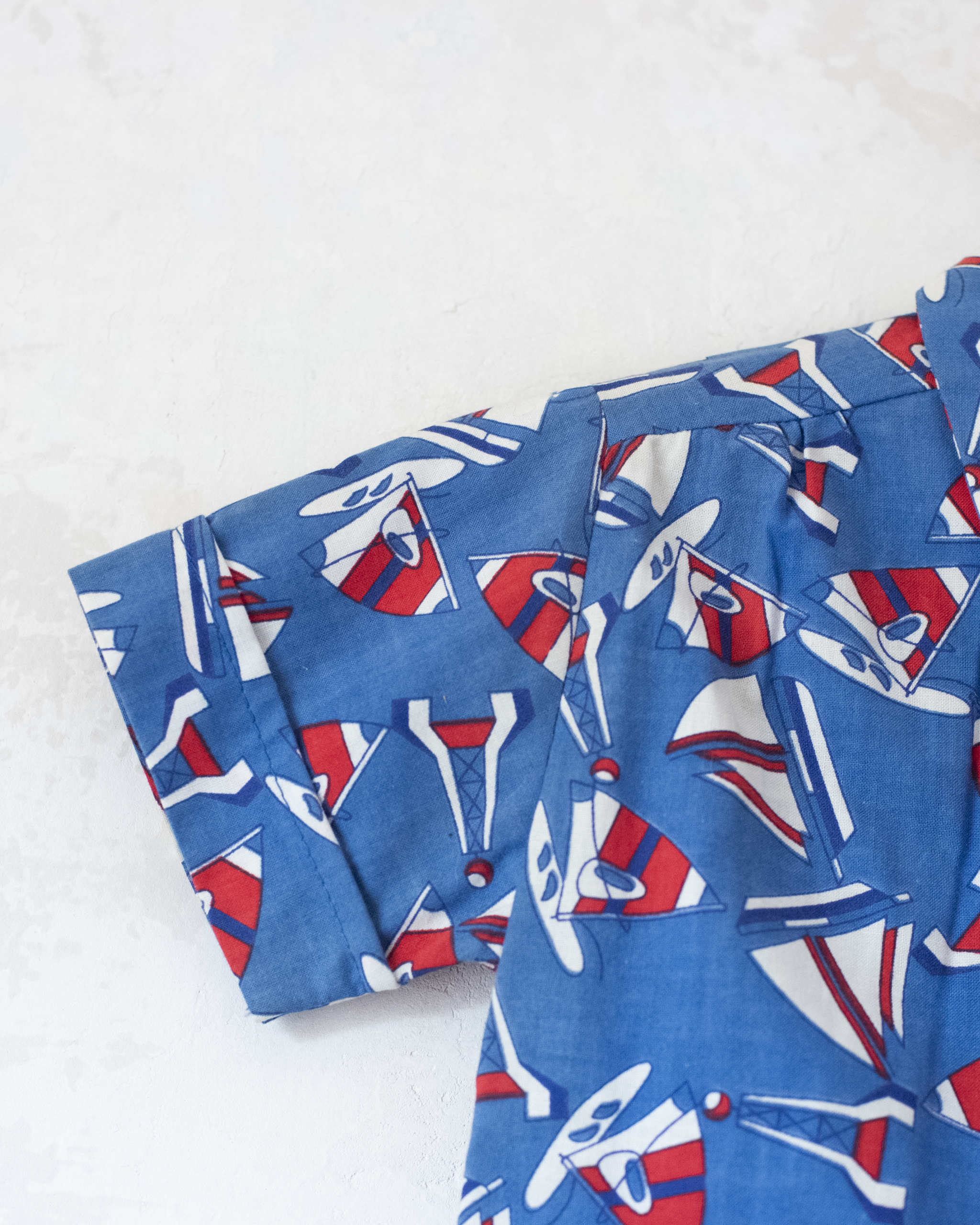 חולצה כחולה מכופתרת עם מפרשיות | דד סטוק פורטוגלי | 2-3 שנים