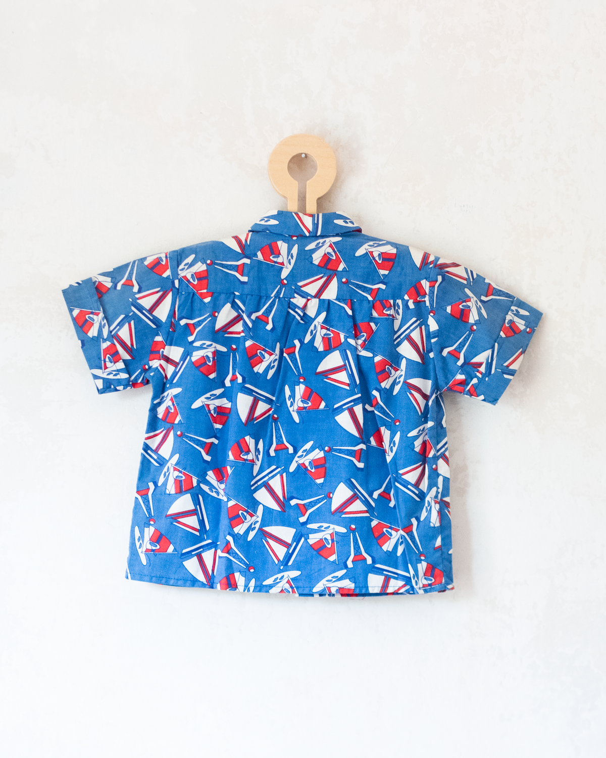 Blue button-down shirt with sailboats | Portuguese deadstock | 2-3 years