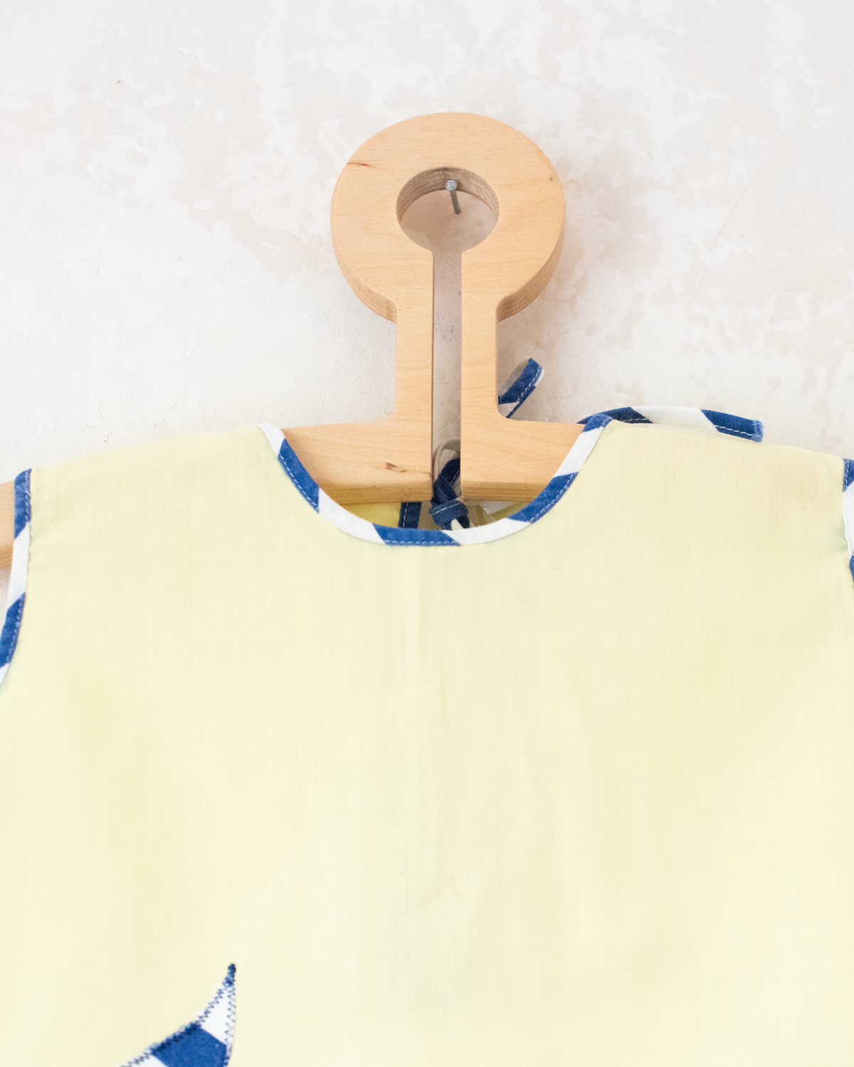Yellow tunic with dog embroidery and stripes | 6-9 months