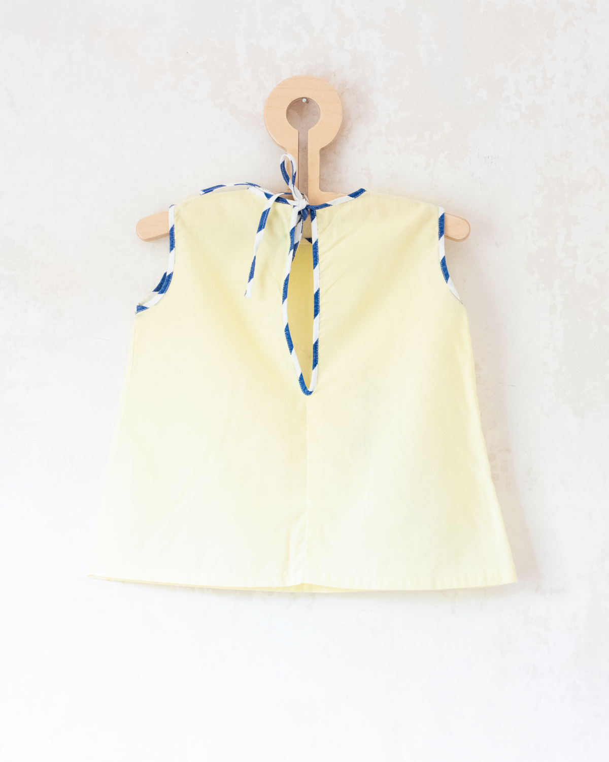 Yellow tunic with dog embroidery and stripes | 6-9 months
