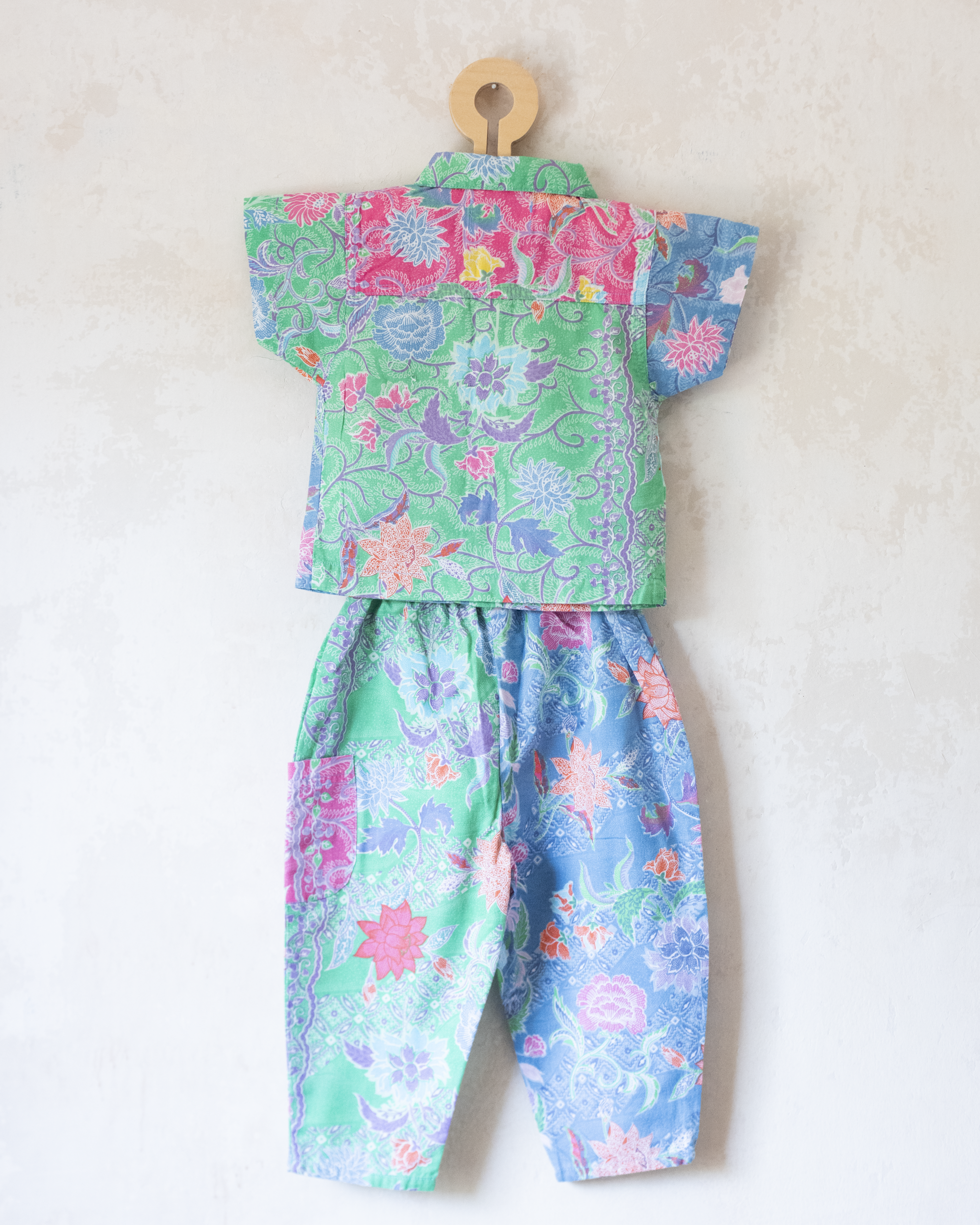 סט פרחוני צבעוני מהאייטיז | 18-24 חודשים