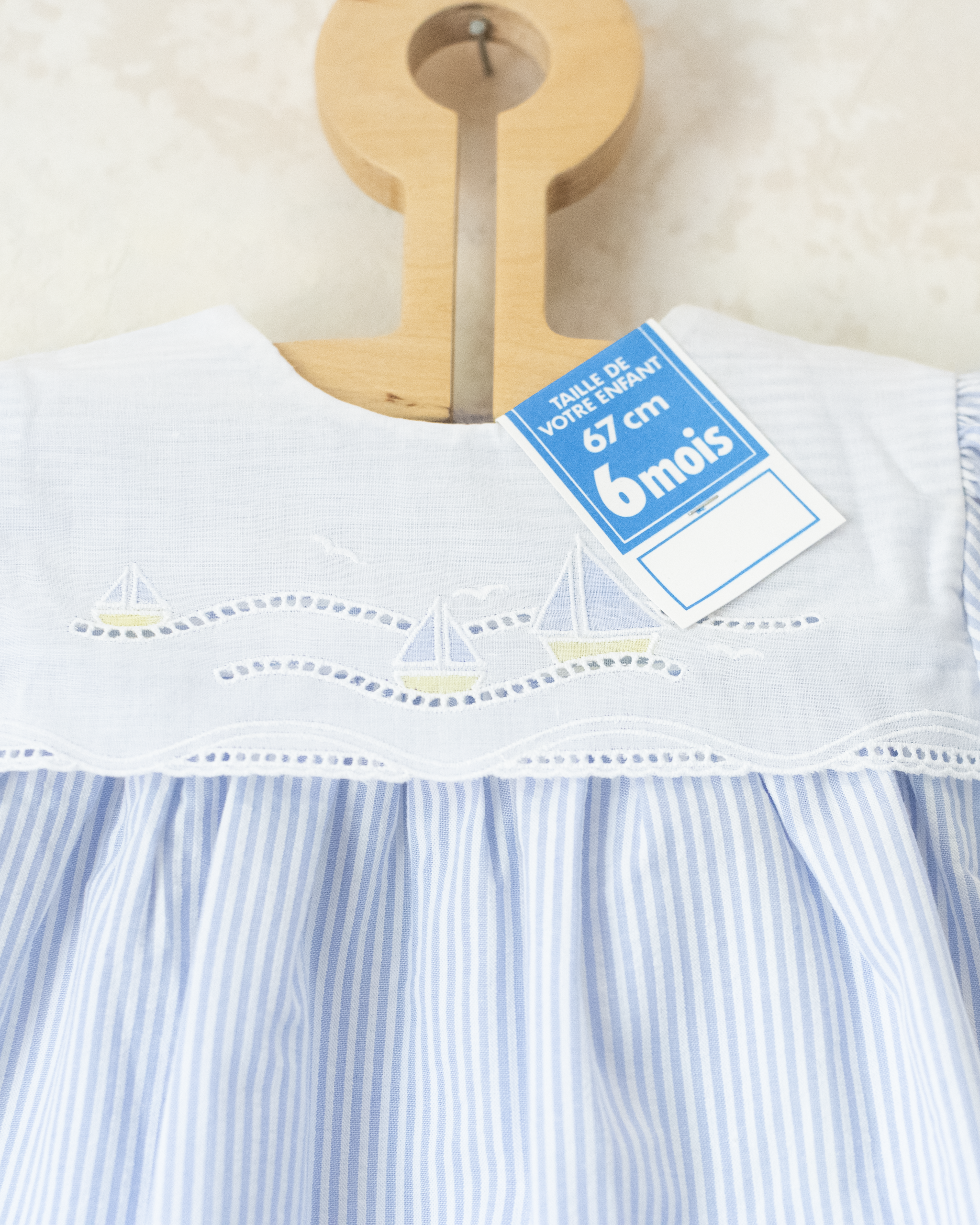 שמלת פסים ורקמת סירות | 6-9 חודשים