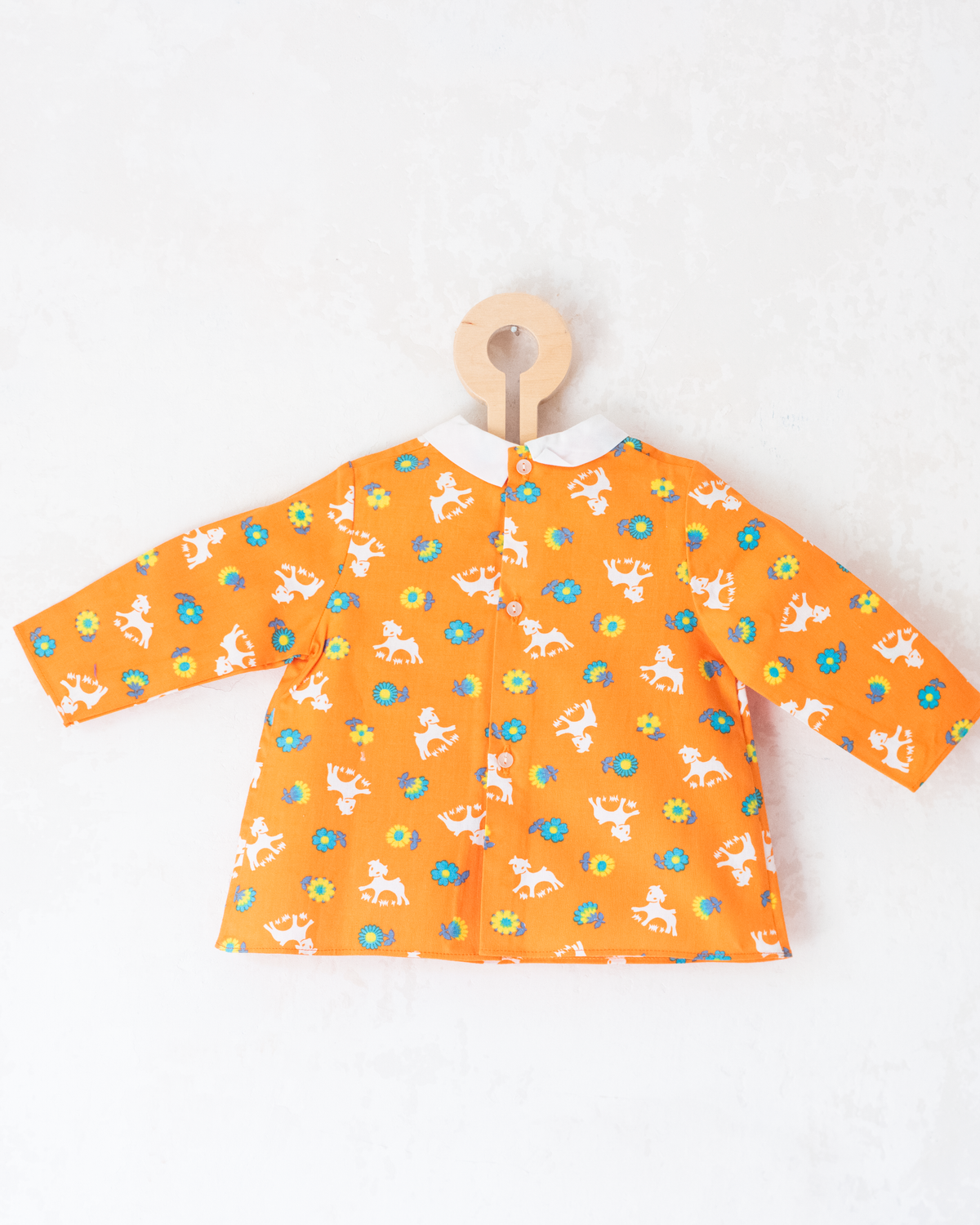 Long shirt with patches and flowers | 6-9 months