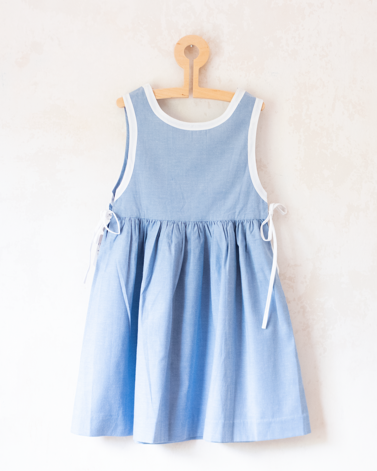 Light blue dress with salt embroidery | Deadstock from Barcelona | 5-6 years
