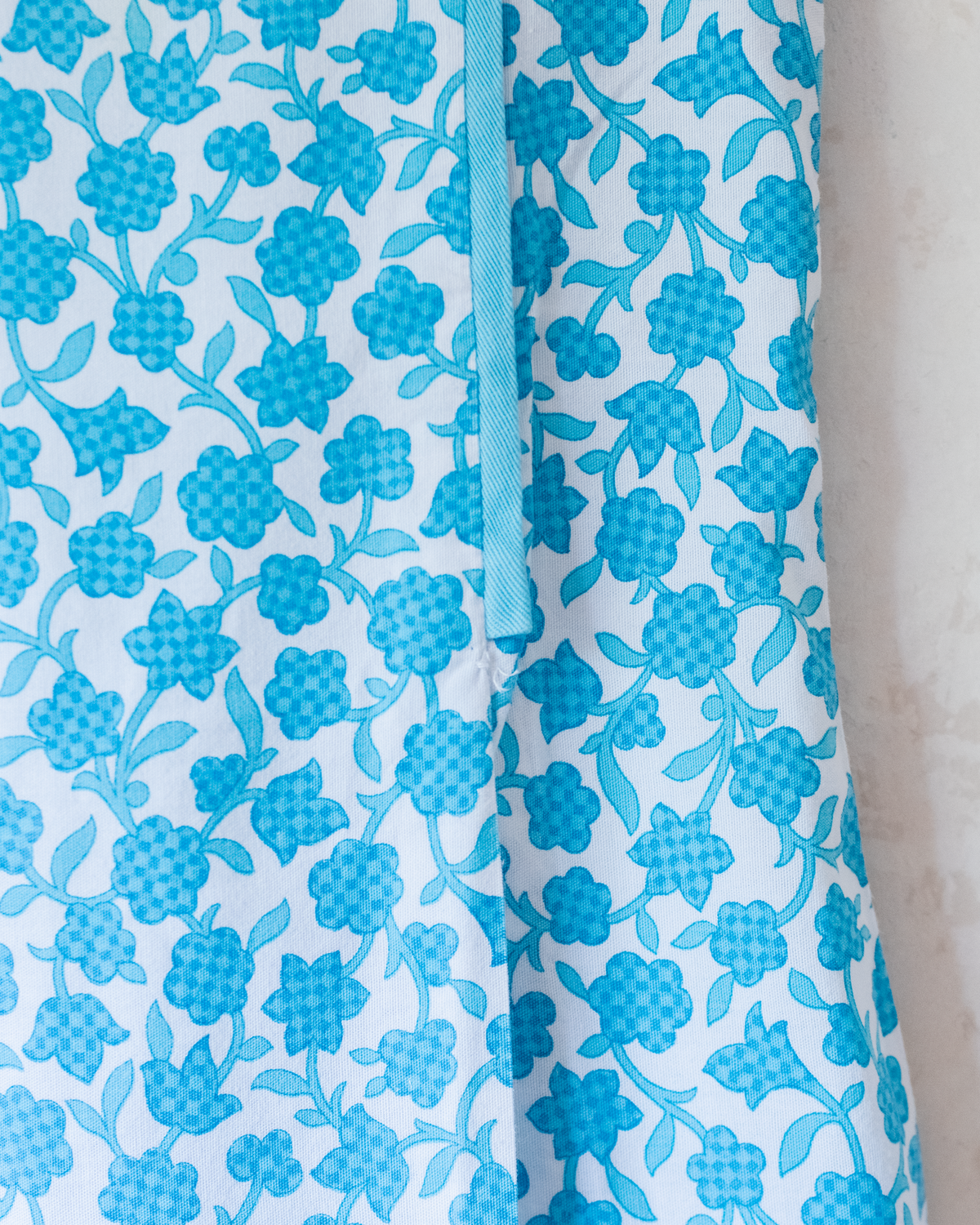 Sixties floral tunic in turquoise and white | 7-8 years