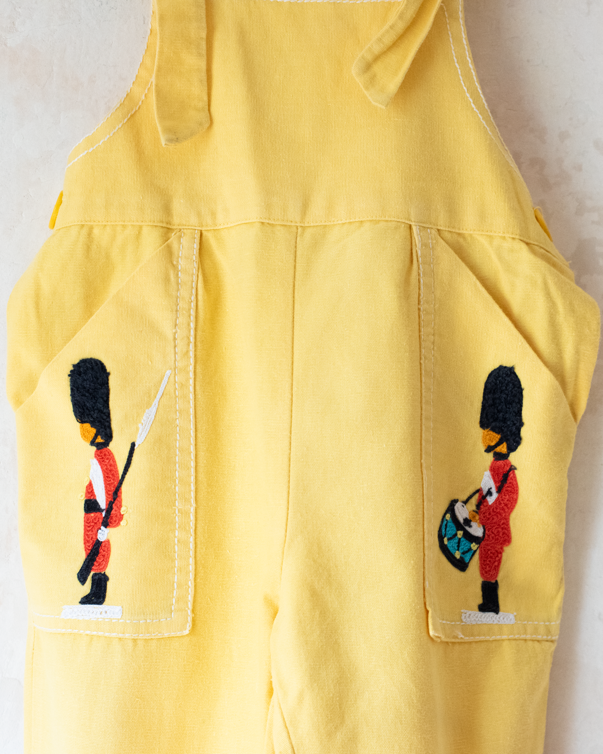 Yellow romper with Guards and drums embroidery | 12-18 months