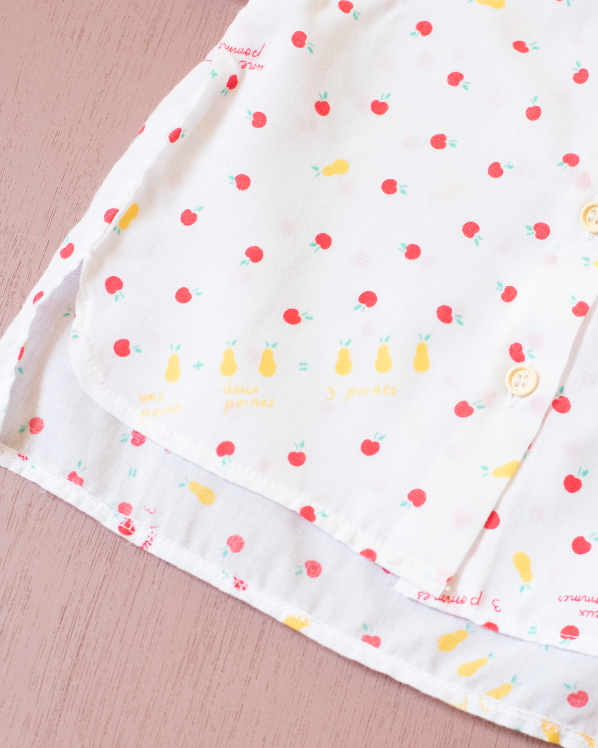 Button-down shirt with apples and pears | 12-18 months