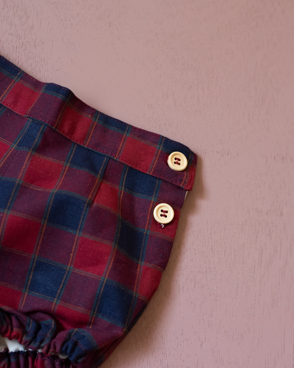 Checkered bloomers from Italy | 9-12 months