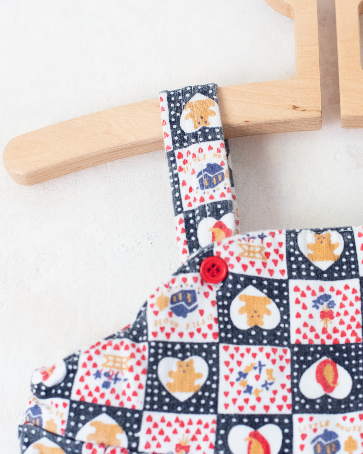 Nostalgic overalls with bears and penguins | 6-9 months