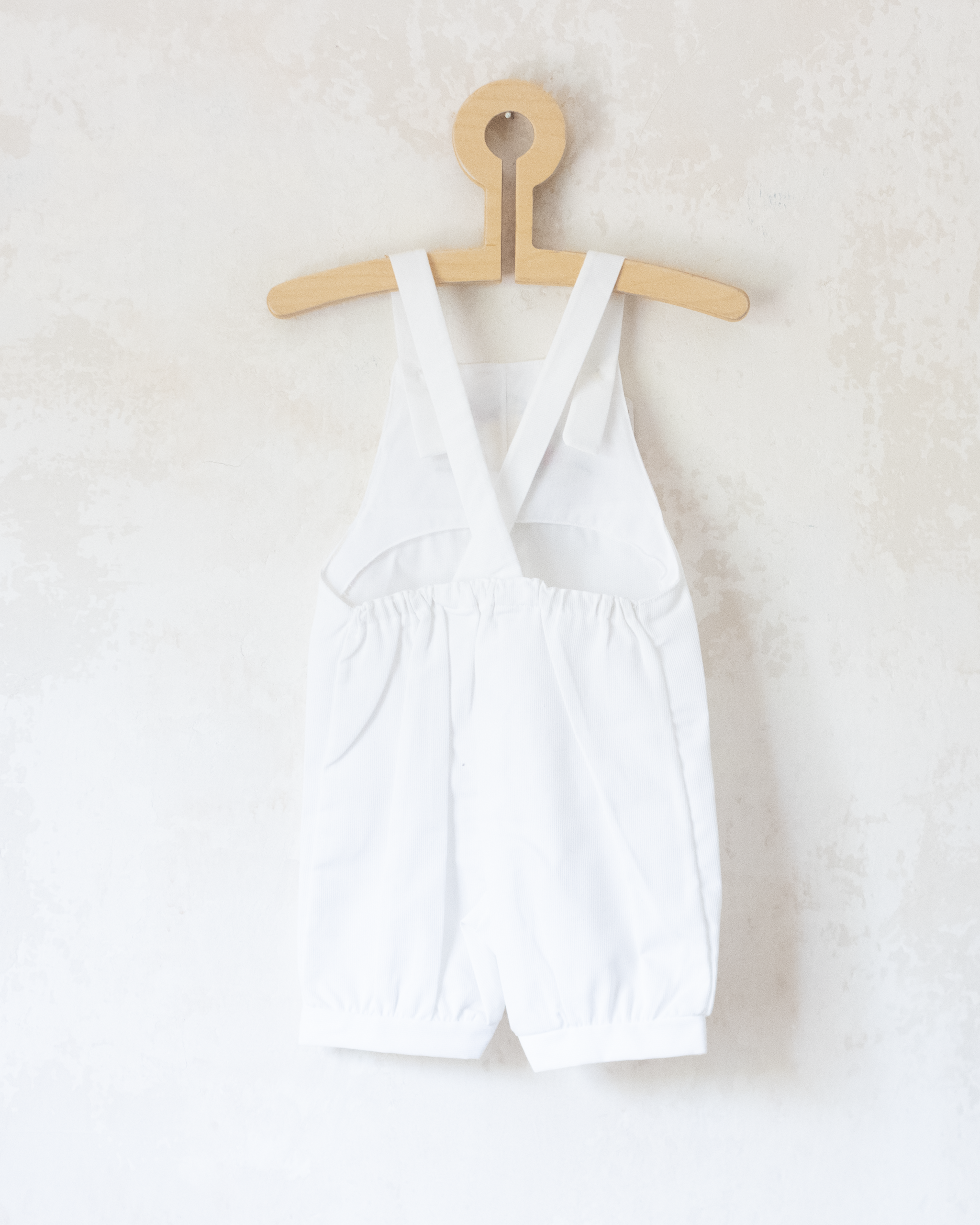 אוברול לבן עם רקמות קיץ | דד סטוק ספרדי | 3-6 חודשים