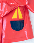 מעיל גשם אדום עם סירות מפרש וכובע | 12-18 חודשים