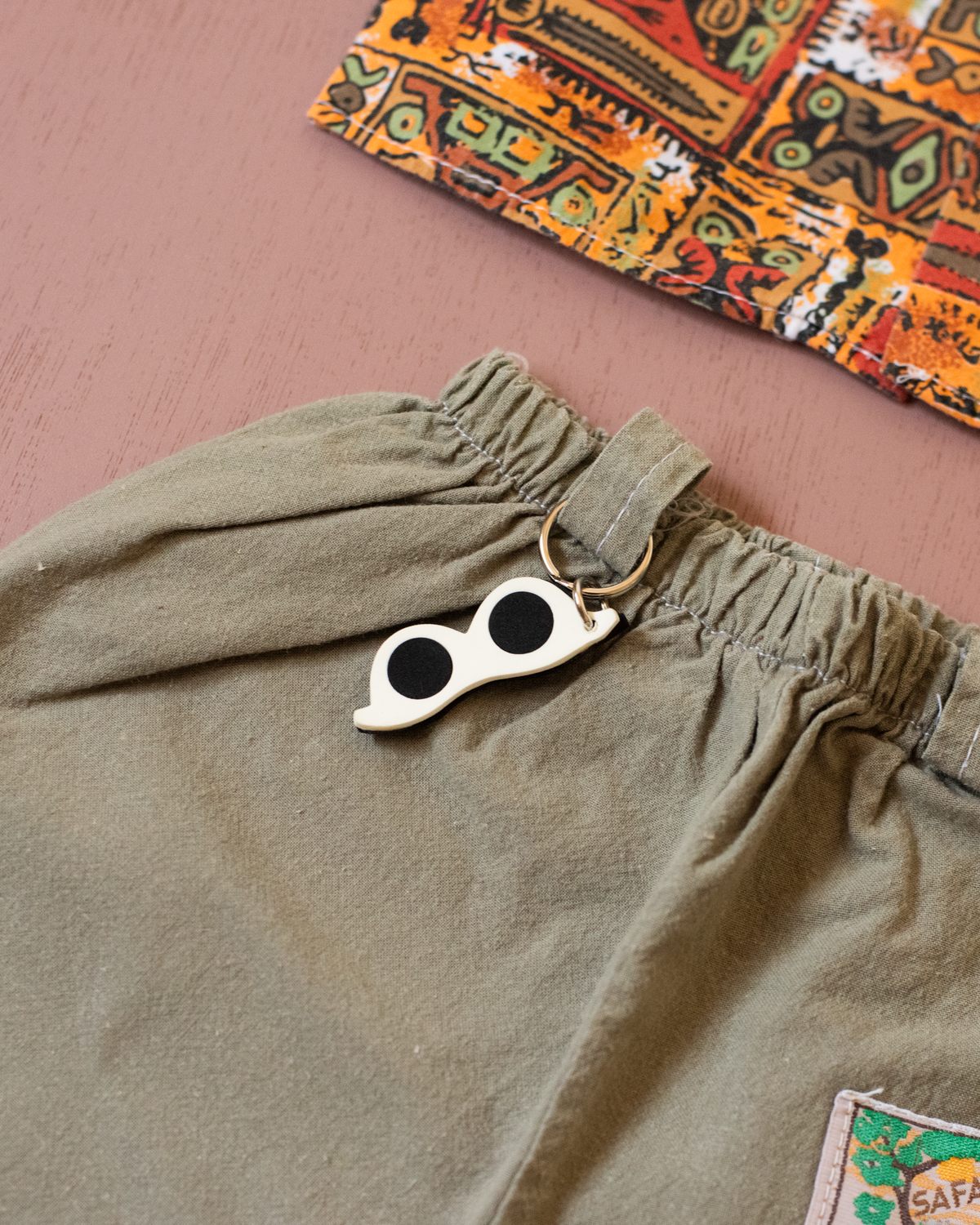 Colorful 80s set with sunglasses | 6-9 months