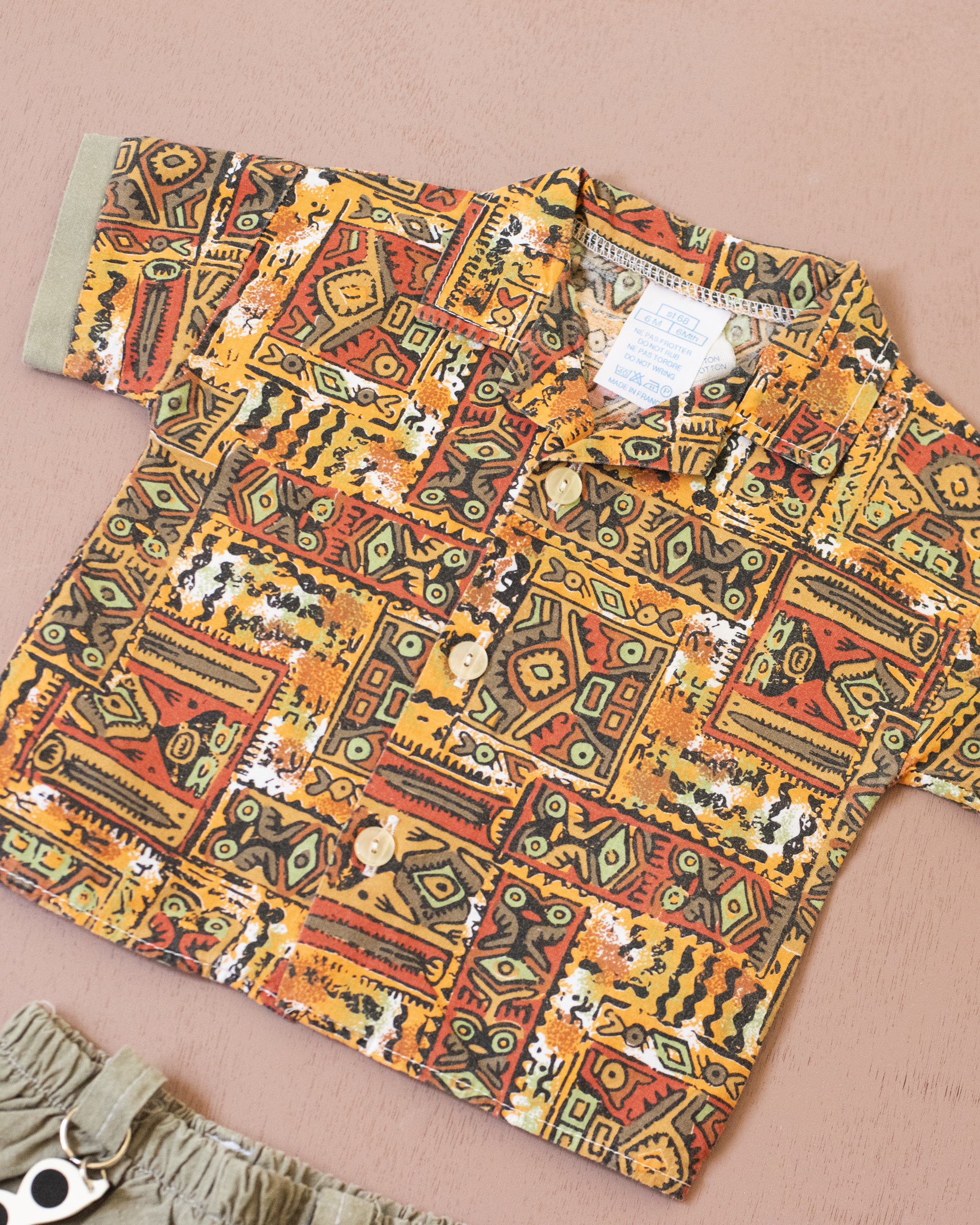 סט צבעוני מהאייטיז עם משקפי שמש | 6-9 חודשים