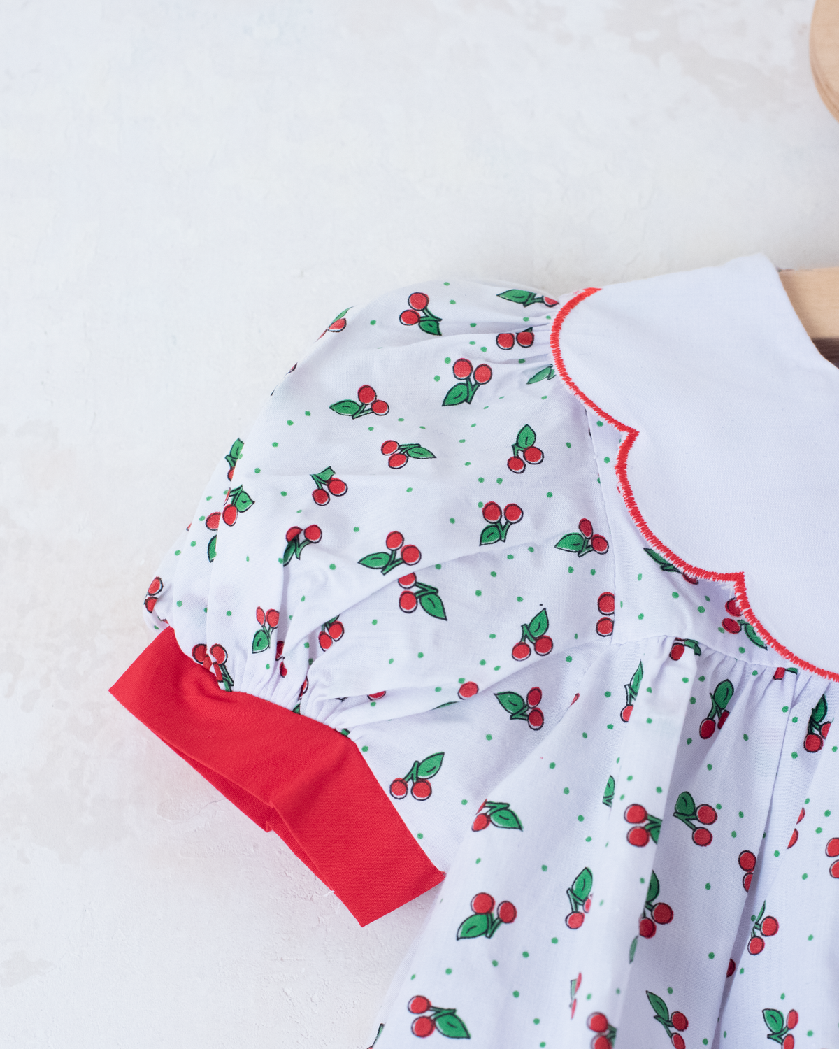 Cherry dress with wide collar | 9-12 months