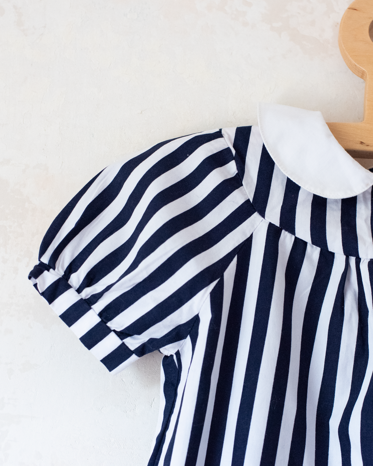 Striped jumpsuit with collar | 12-18 months