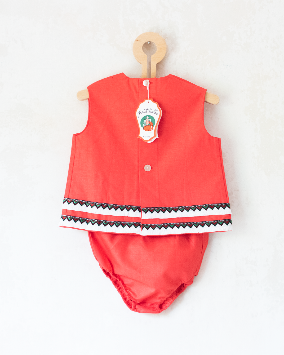 Red sailor set with gold anchor | Parisian deadstock from the sixties | 2-3 years