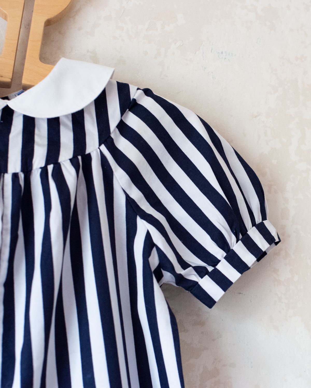 Striped jumpsuit with collar | 12-18 months