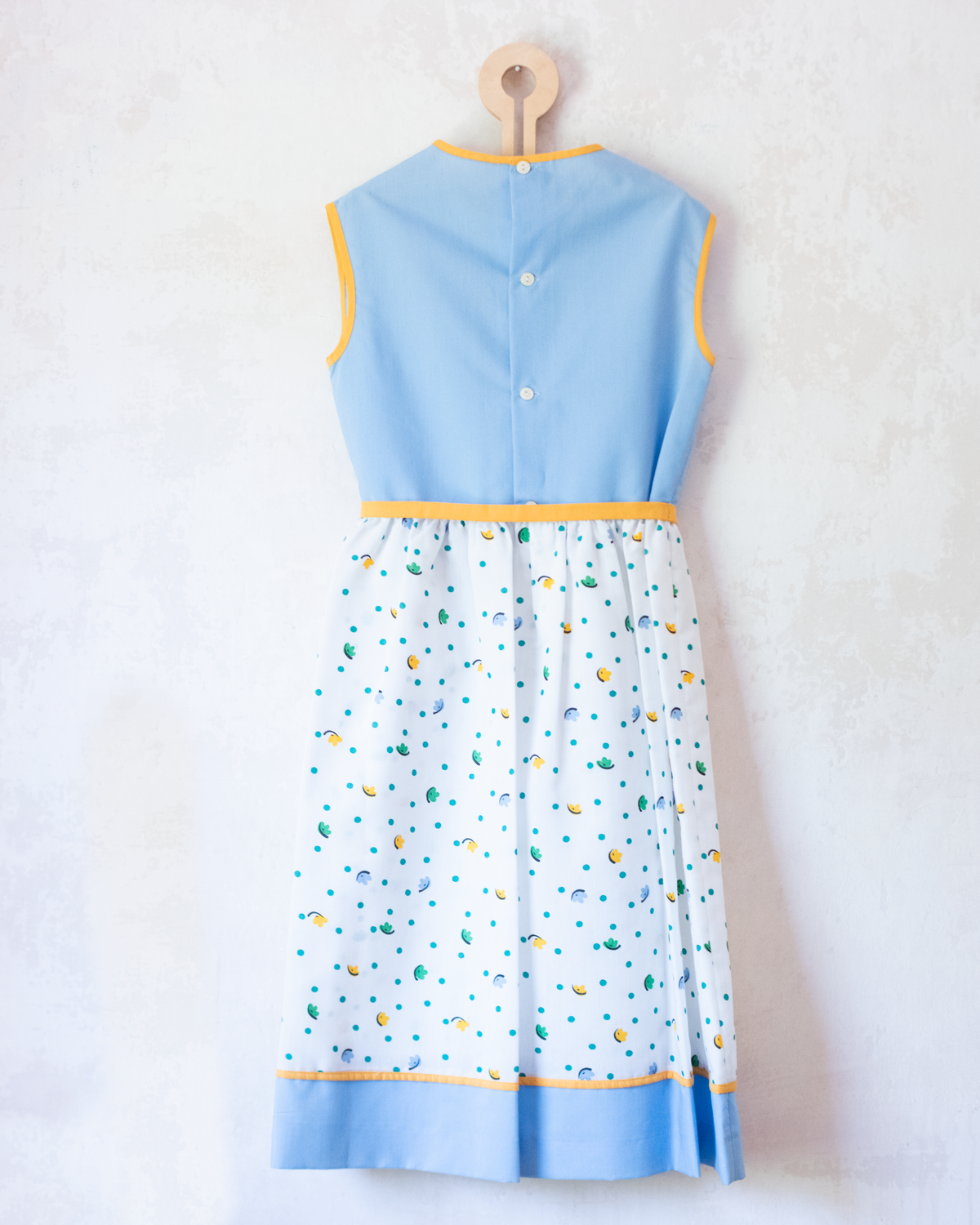 Light blue dress with flowers | 10-11 years