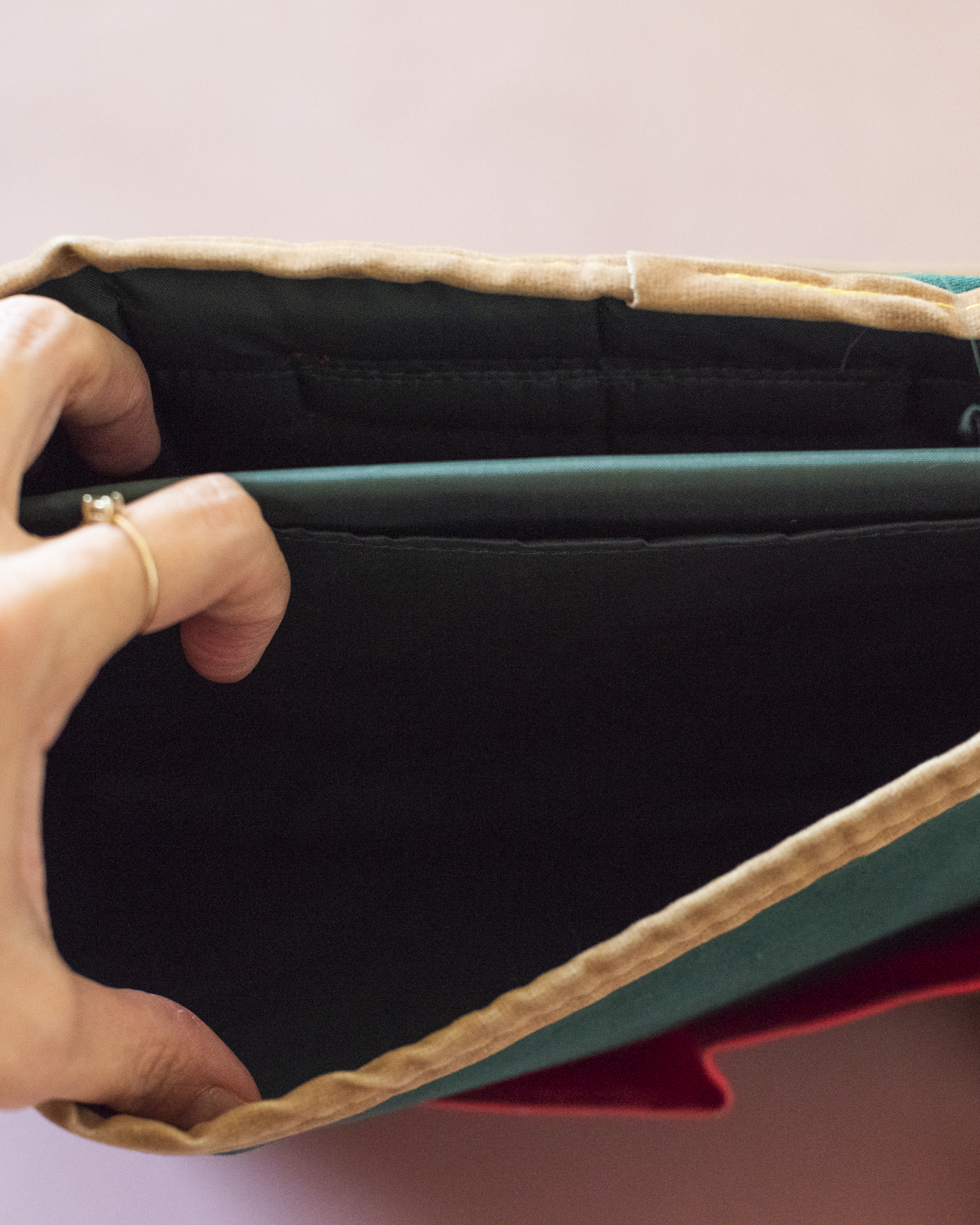 ילקוט ירוק | המלך בבר וסלסט