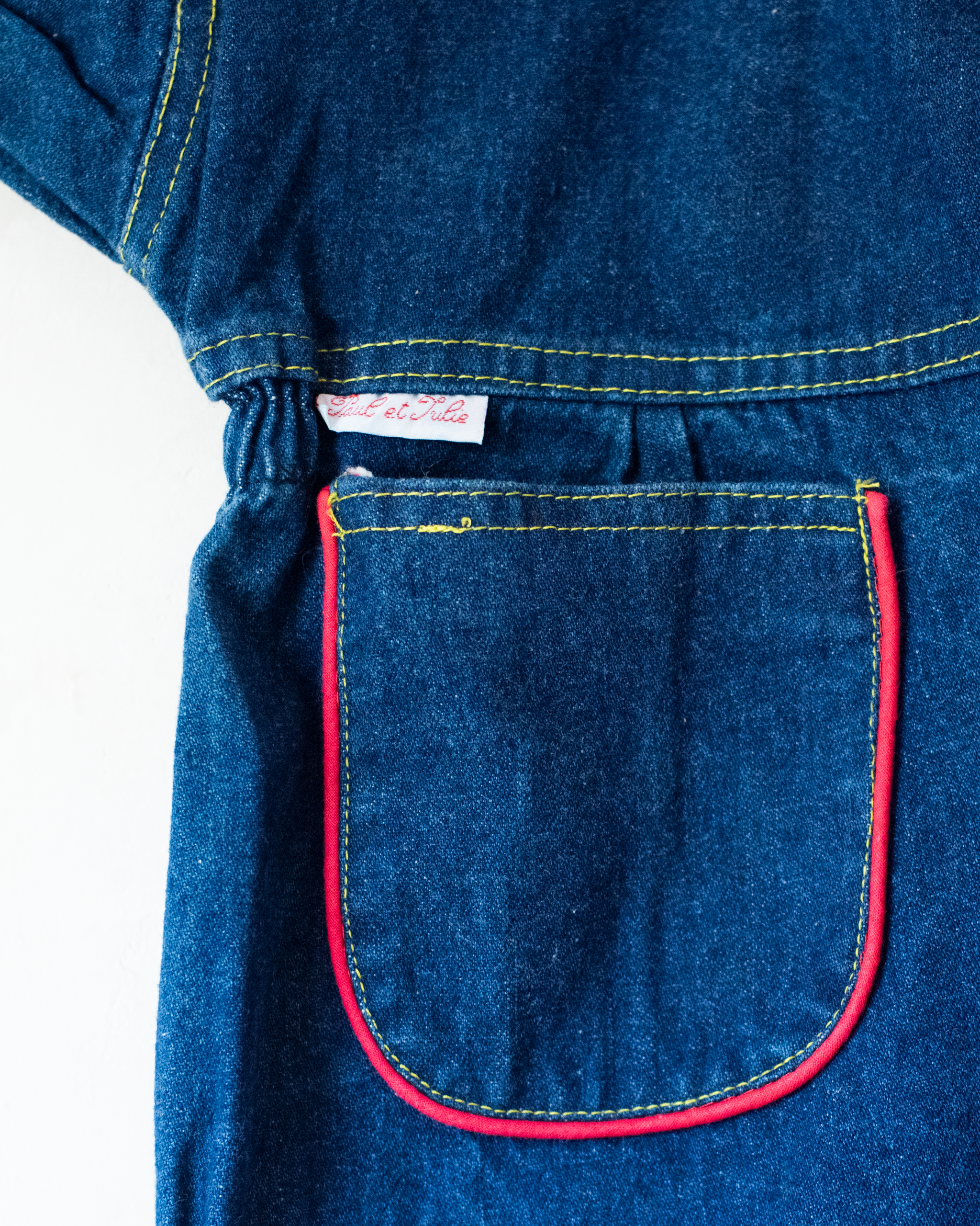 אוברול ג׳ינס מהאייטיז עם תיק בגב | 3-6 חודשים