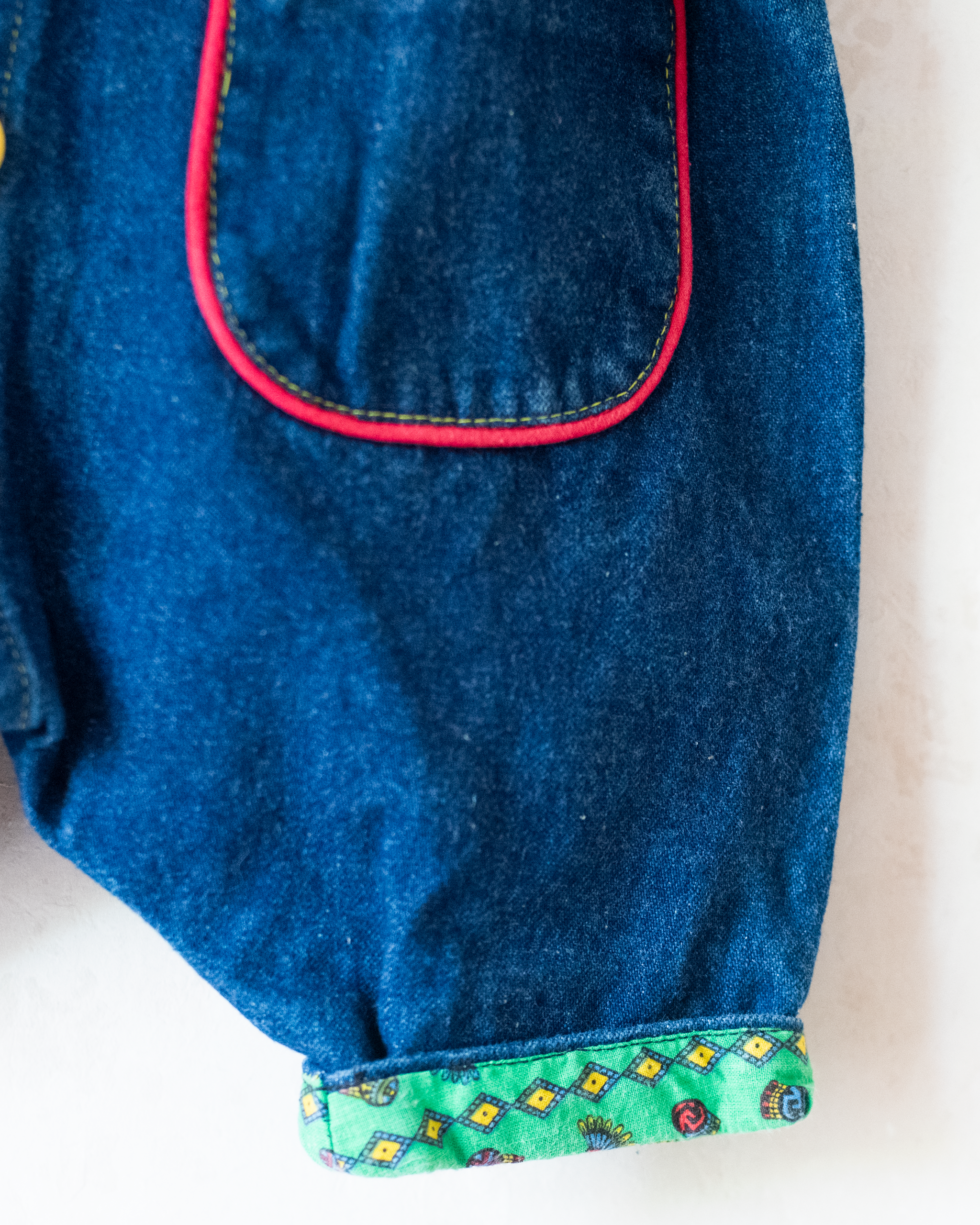 אוברול ג׳ינס מהאייטיז עם תיק בגב | 3-6 חודשים