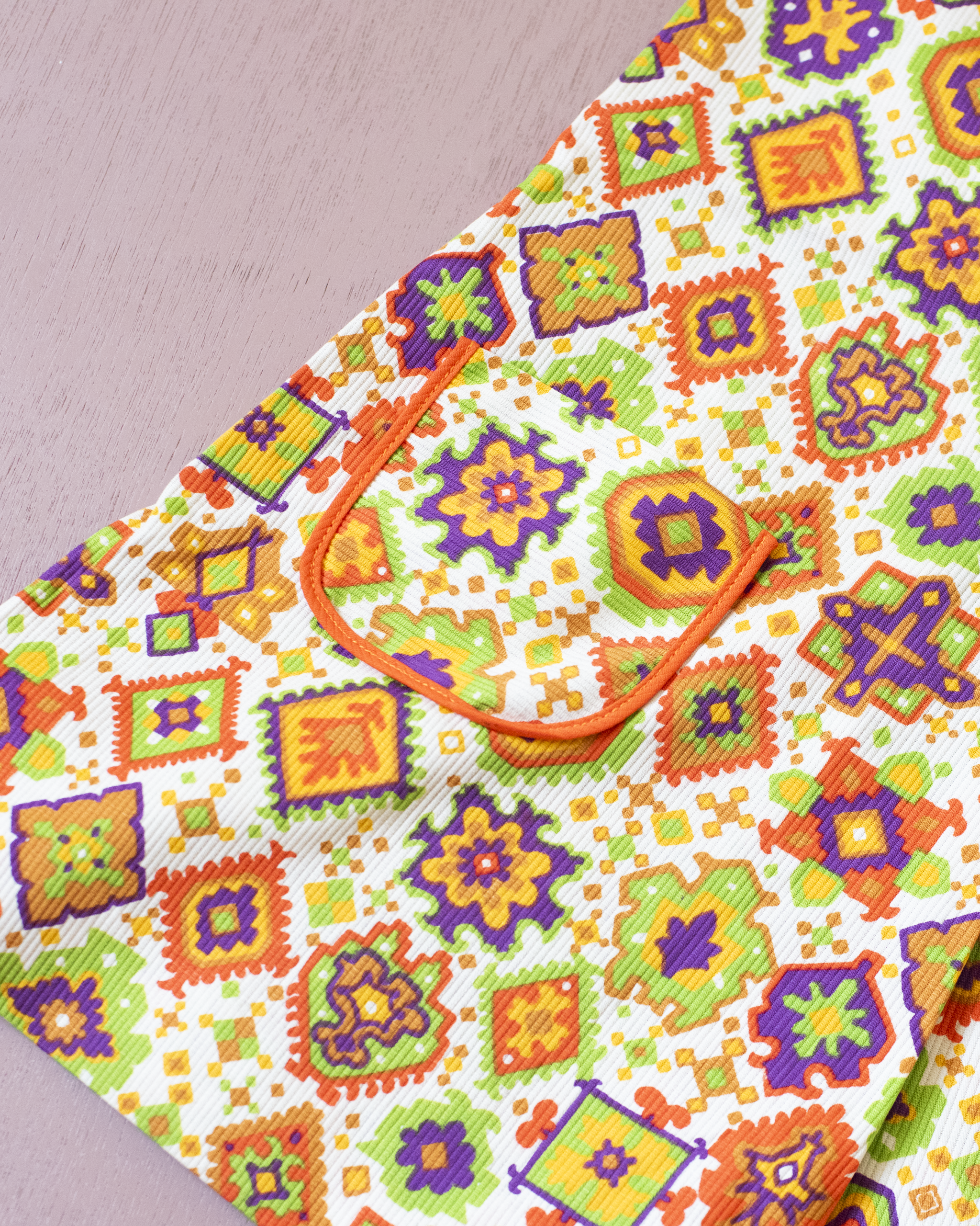 שמלה צבעונית מהסבנטיז | דד סטוק צרפתי | 4-5 שנים