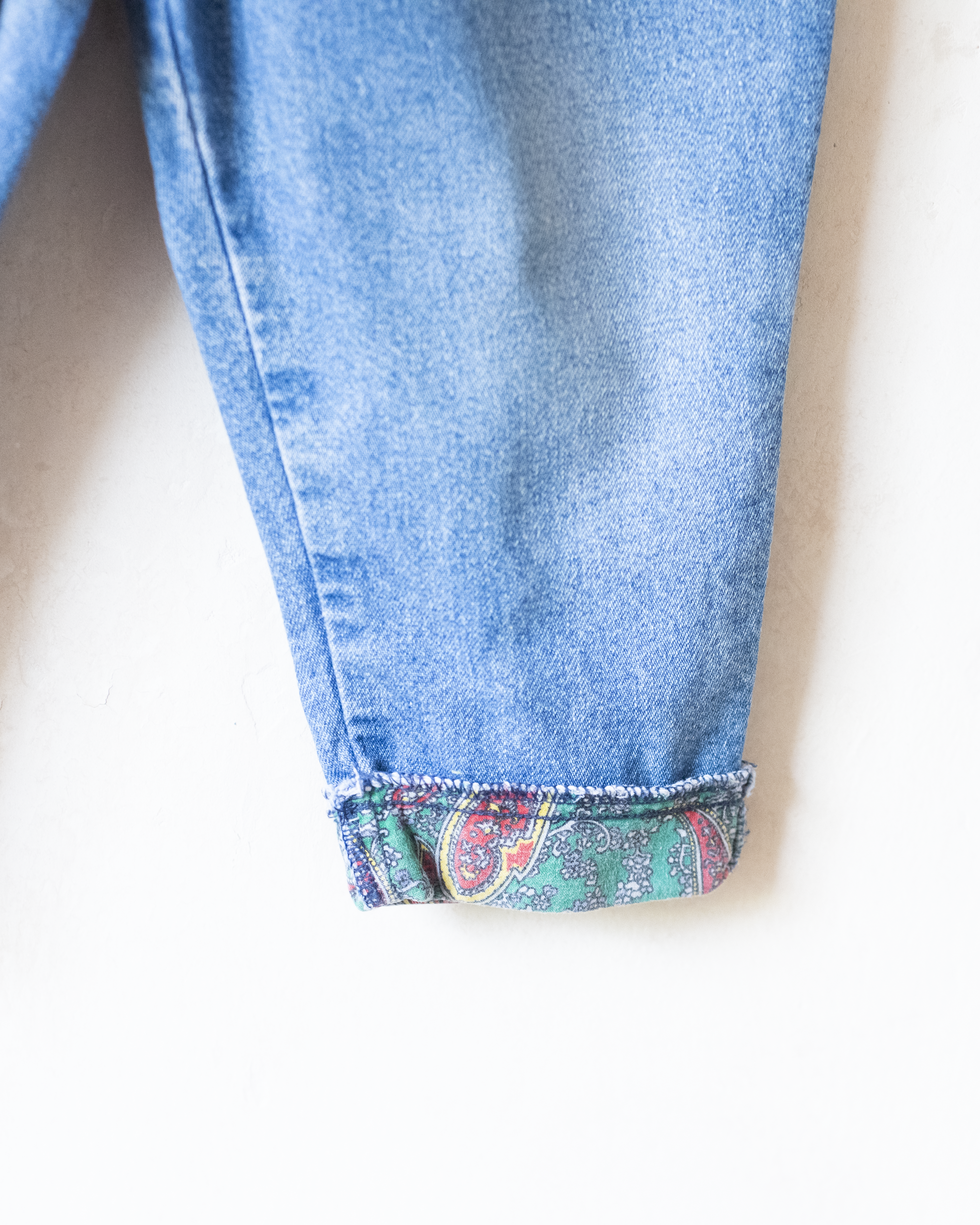 אוברול ג׳ינס עם פאטצ׳ מהאייטיז ואייל | 2-3 שנים