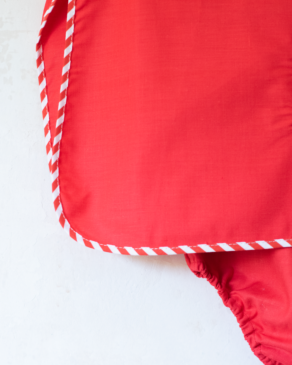 Red set with embroidered duck and anchor | Parisian deadstock from the sixties | 3-4 years
